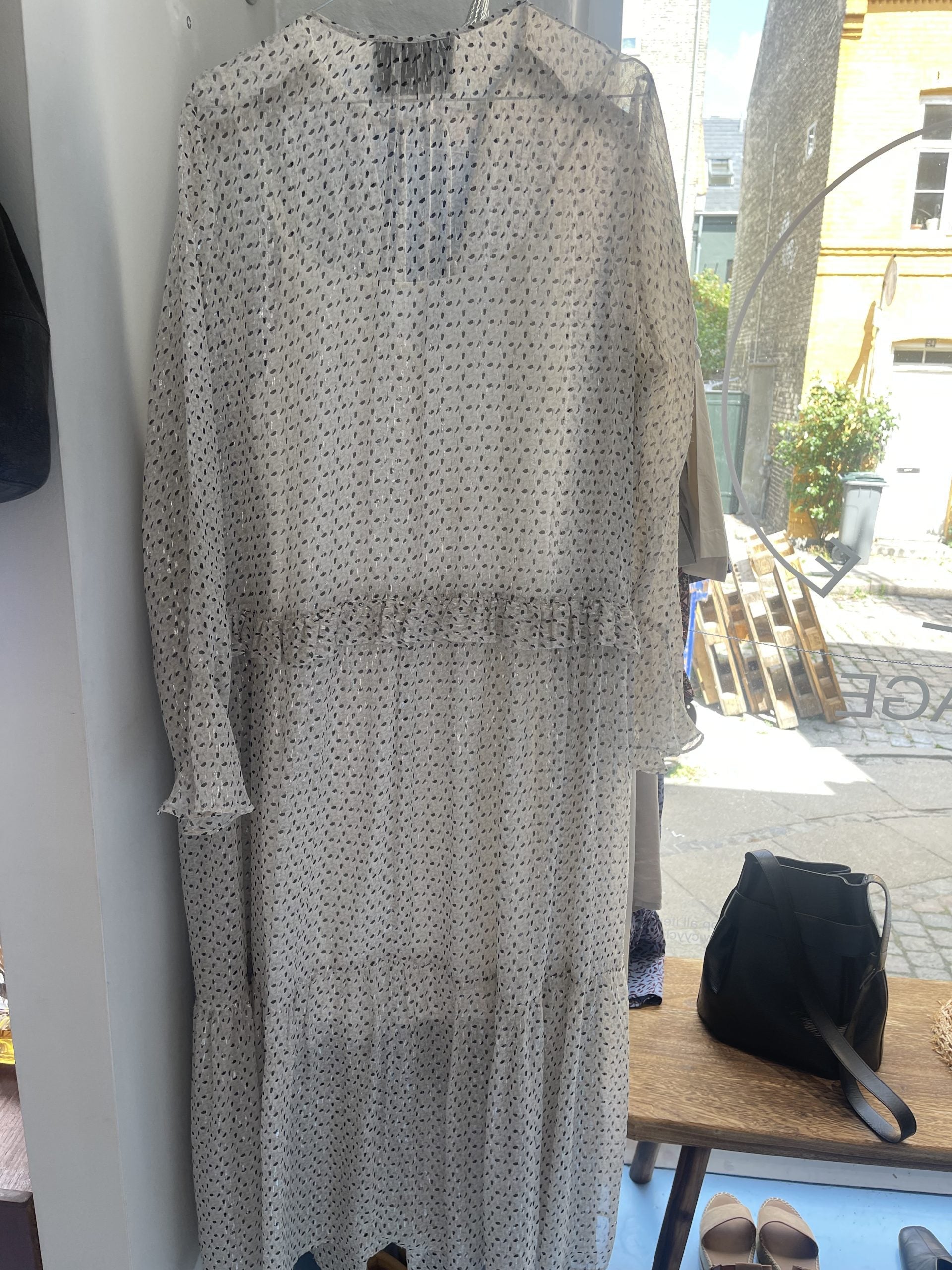 Custommade kjole bagfra