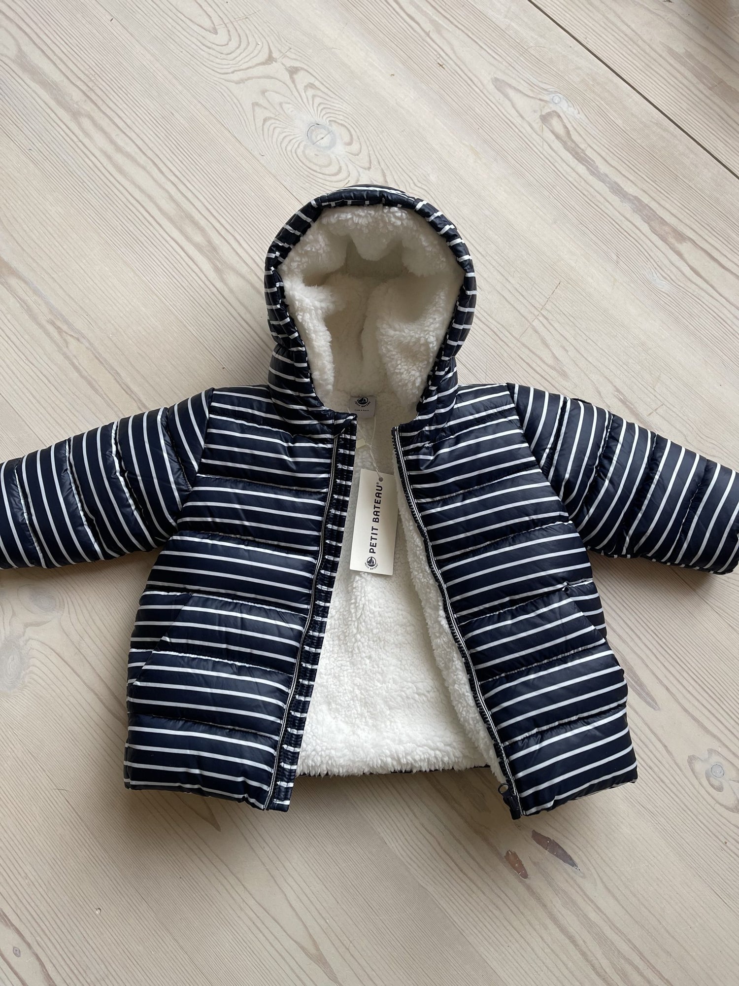 Petit bateau jakke børn forfra åben