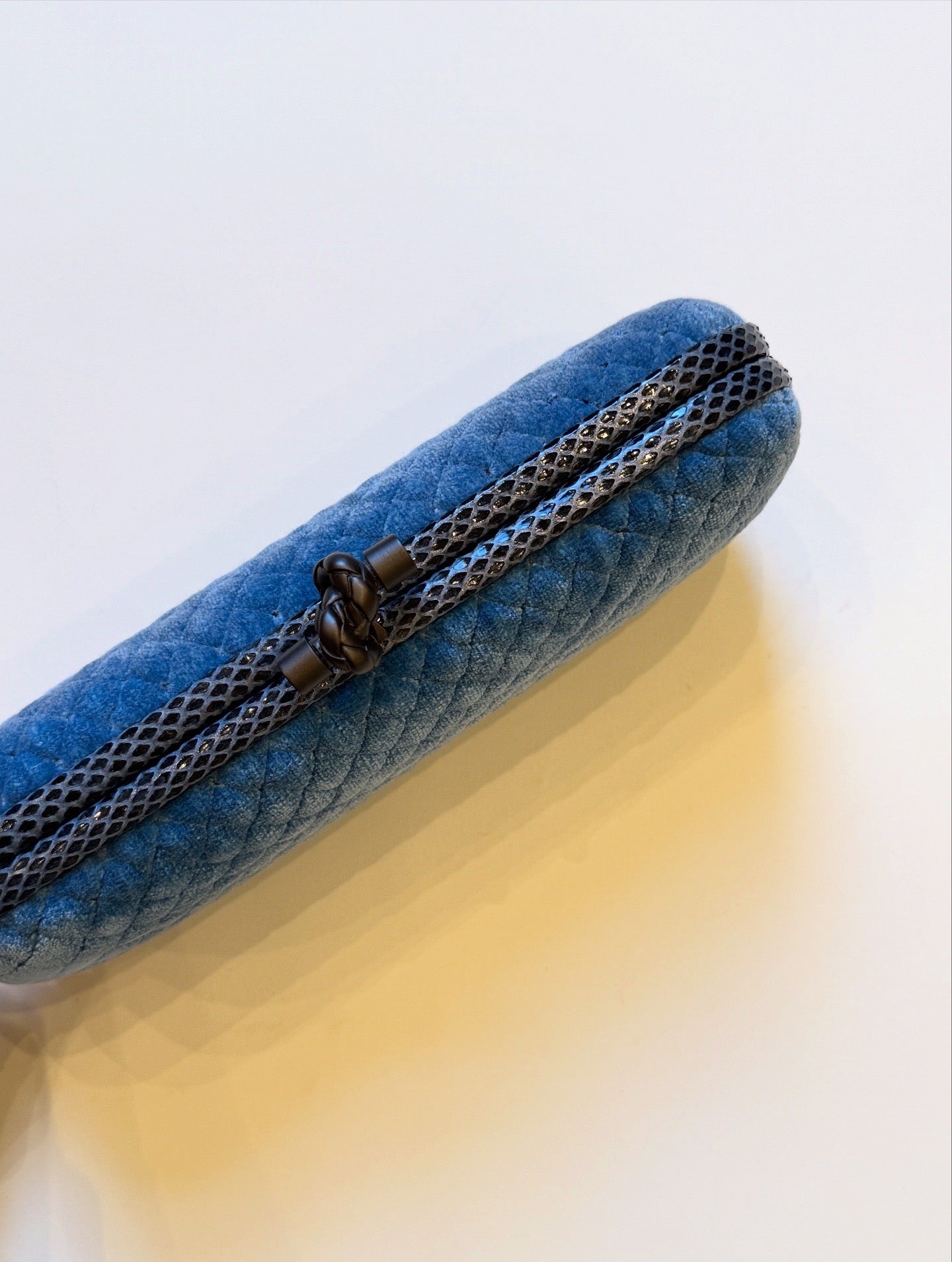Bottega Veneta Pochette Knot Clutch Velvet