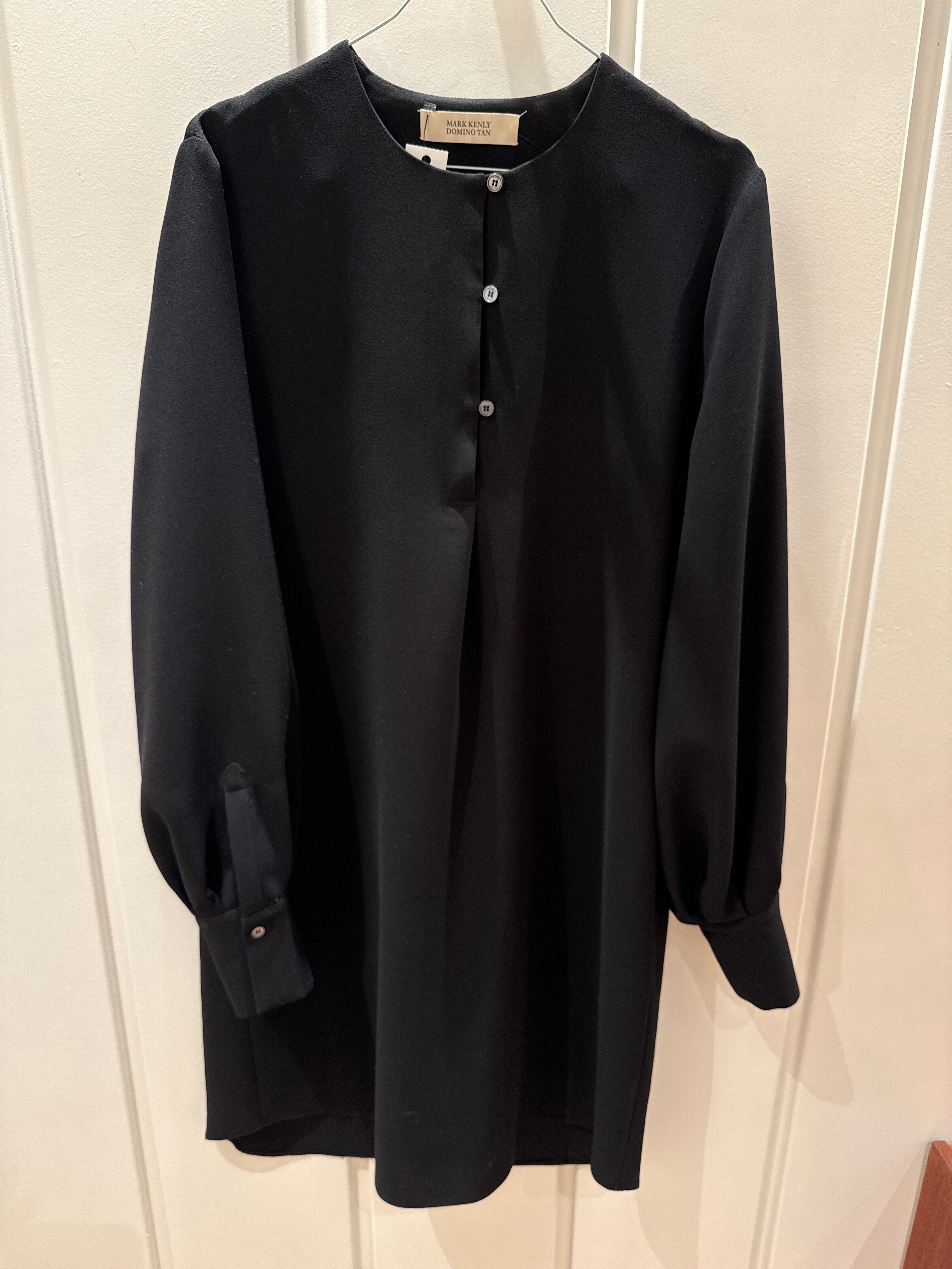 Mark Kenly Donino Tan Kjole