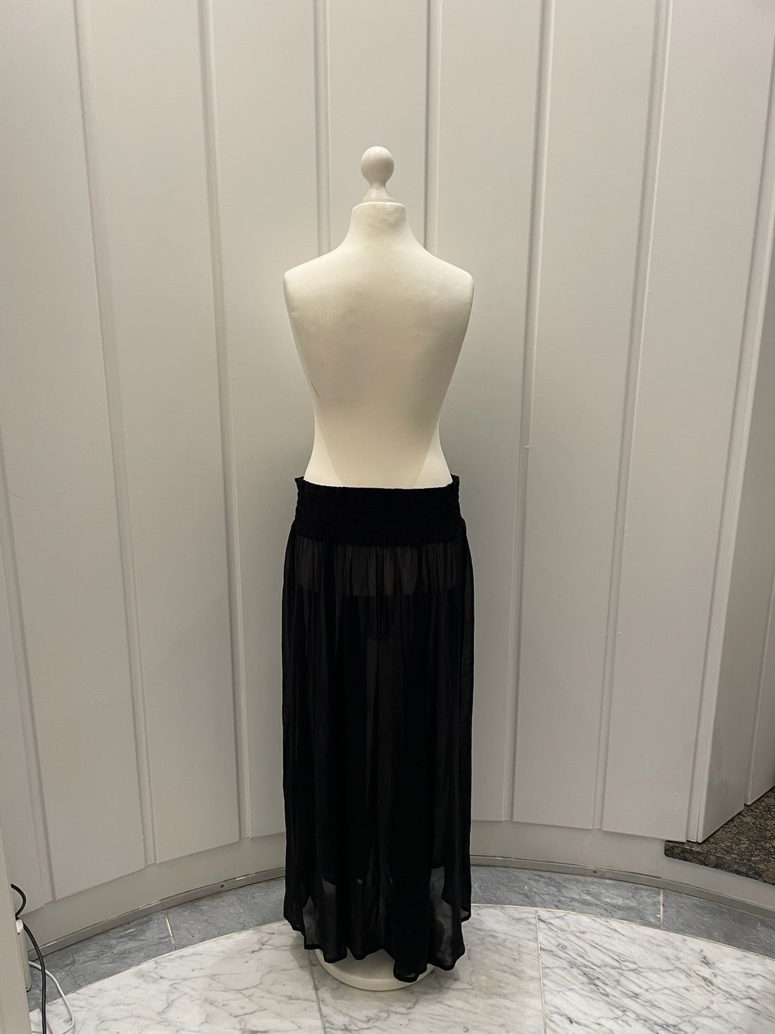 Sort Gennemsigtig Nederdel