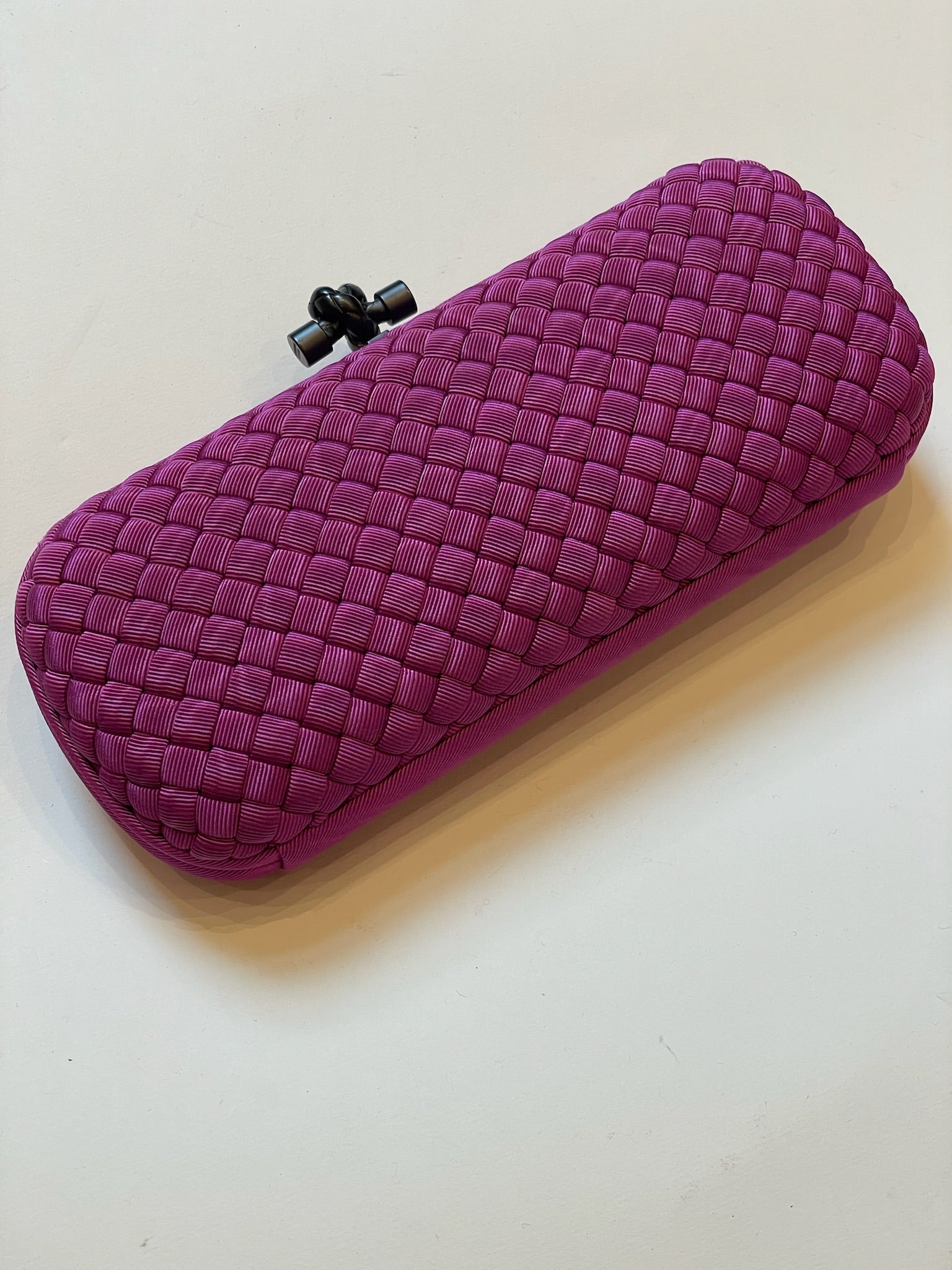 Bottega Veneta Pochette Knot Clutch Silke