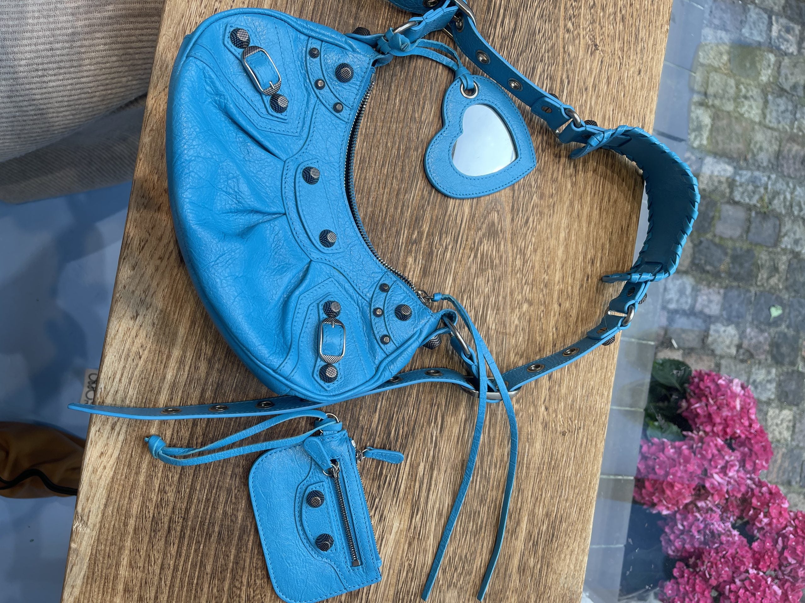 Balenciaga Le Cagole XS Skuldertaske forfra