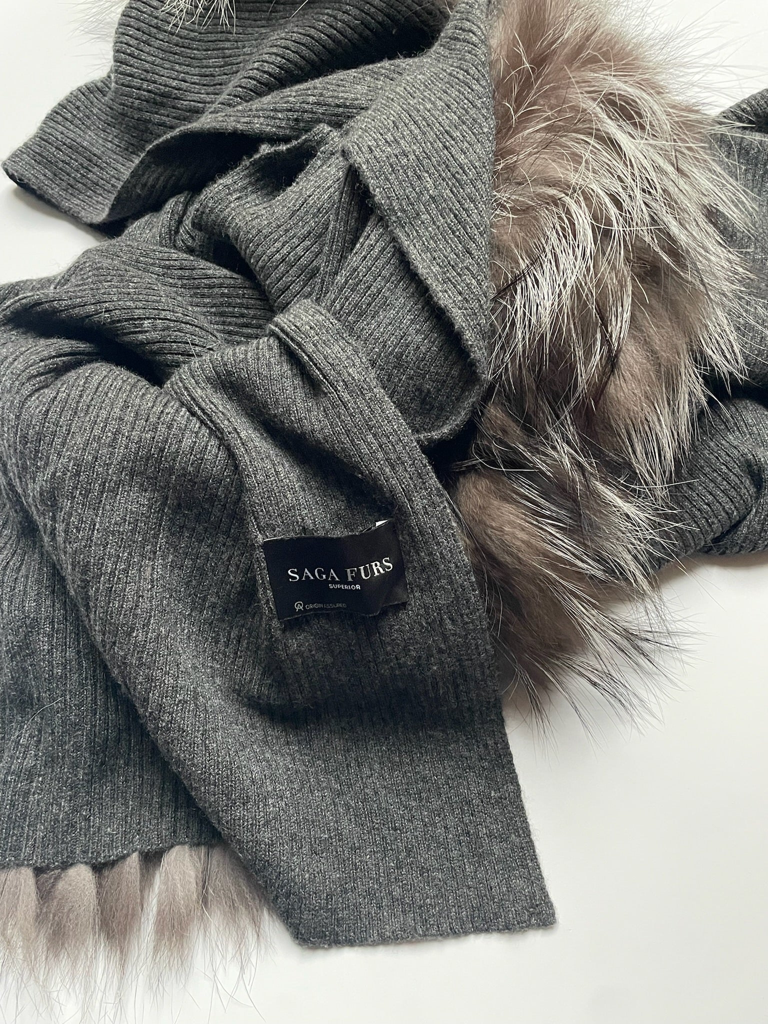Saga Furs Tørklæde