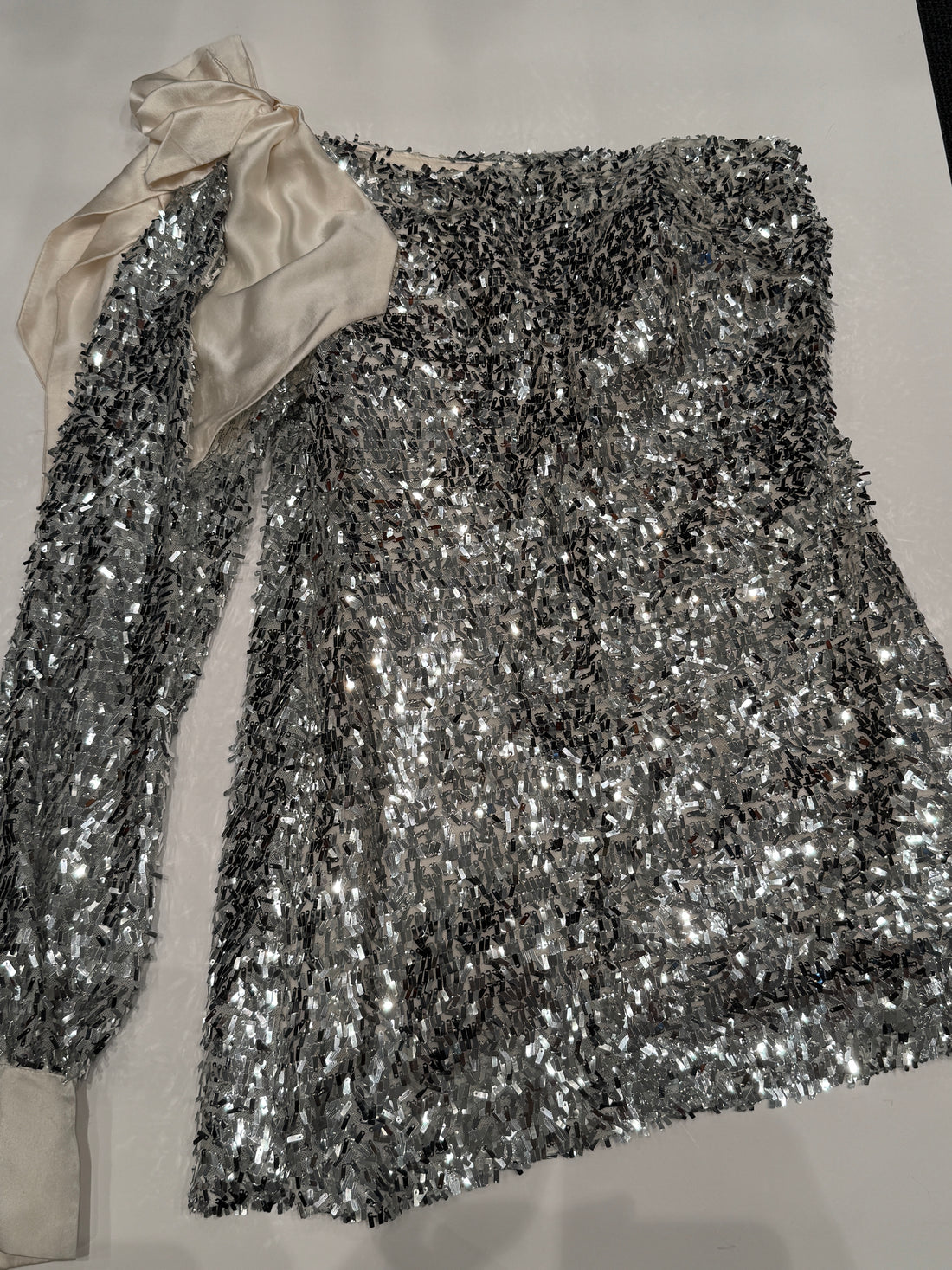 Palliet One-Shoulder Kjole