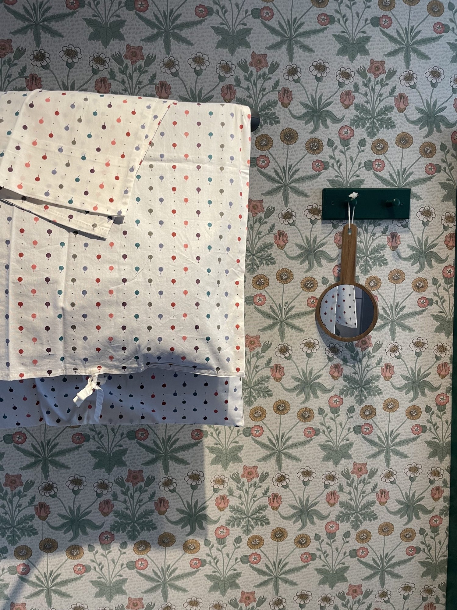 Balloon Junior Sengetøj White