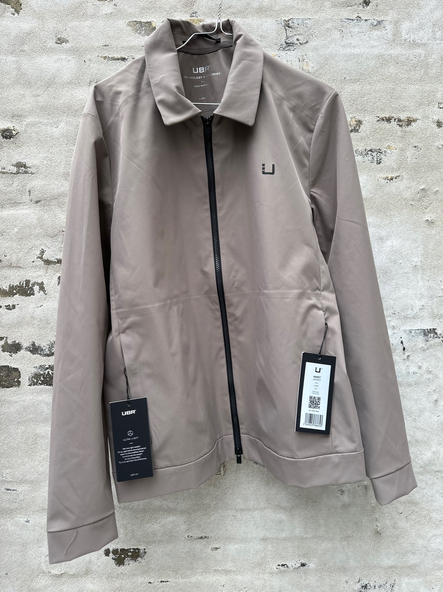UBR jakke