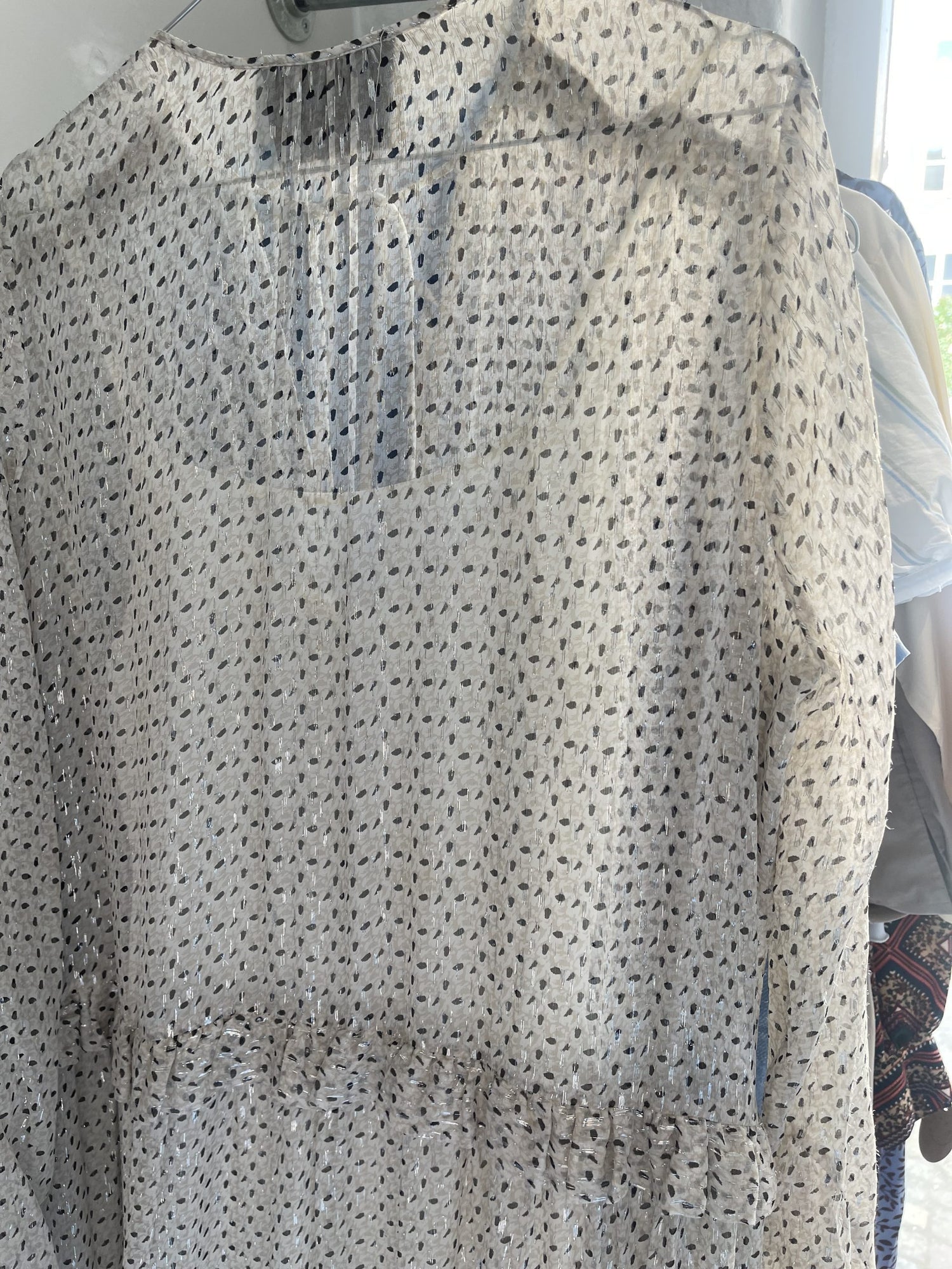 Custommade kjole bagfra tæt på