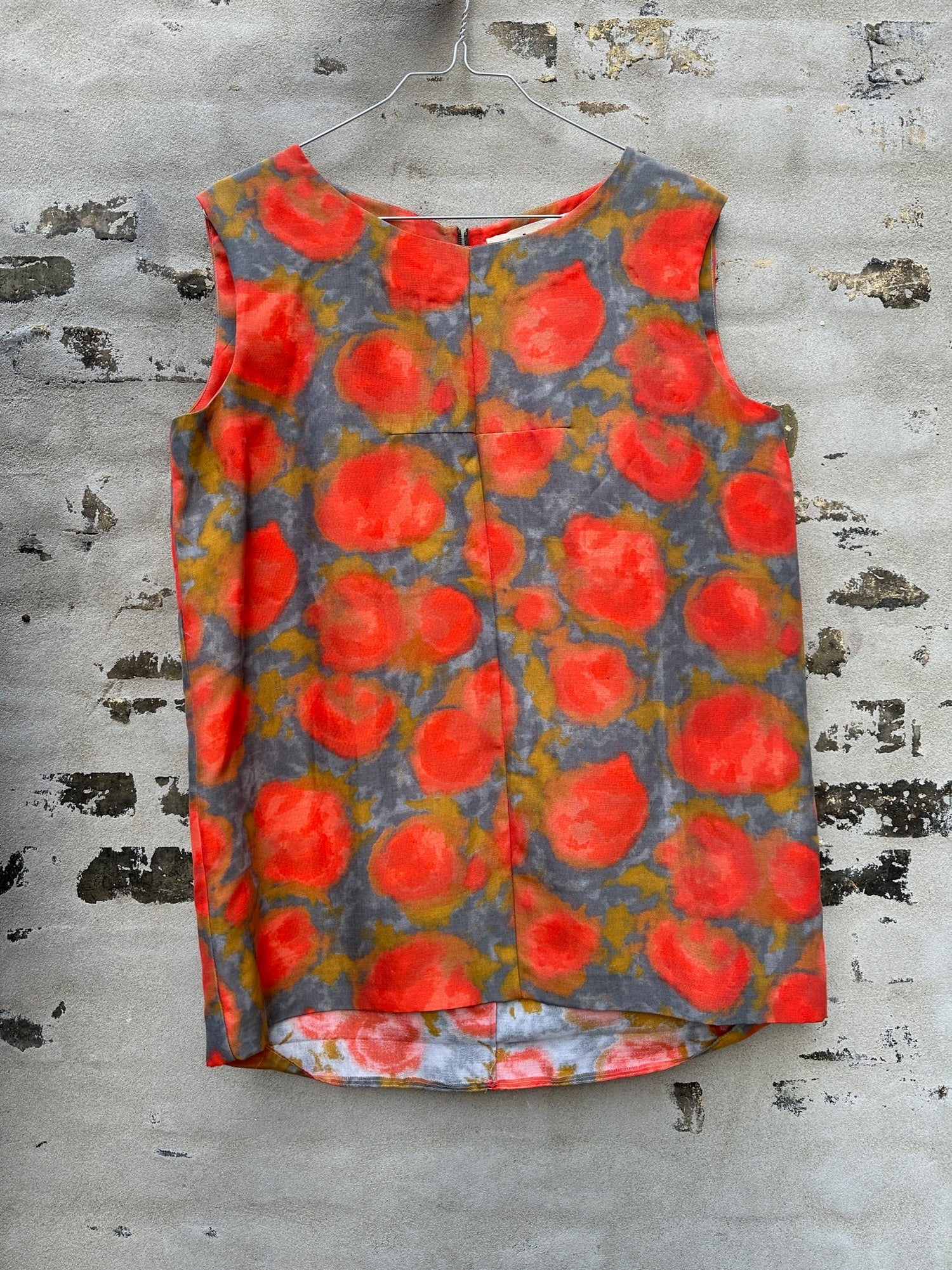 Marni top orange motiv væg