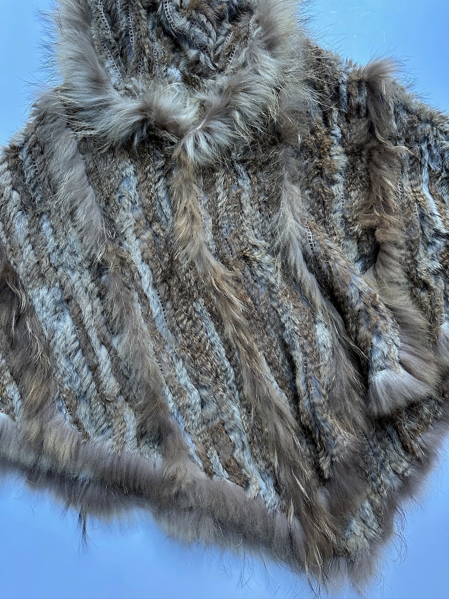 Poncho Pullover Pels - Kanin / Vaskebjørn