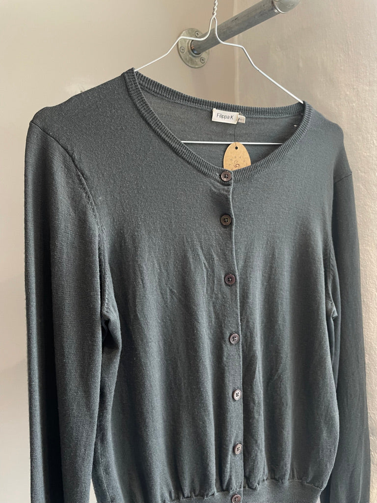 Filippa K cardigan forfra