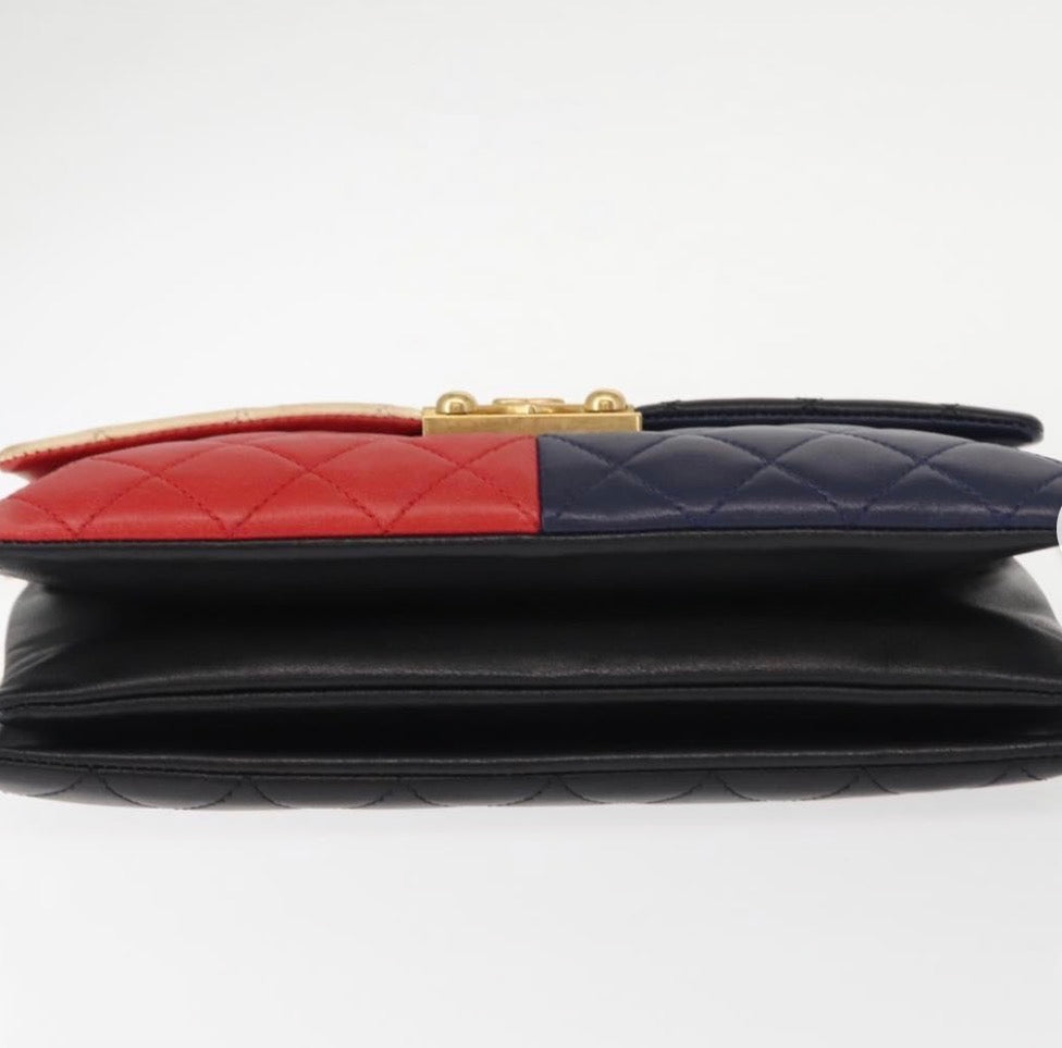 Chanel CC Clasp Chain Flap Bag / Taske