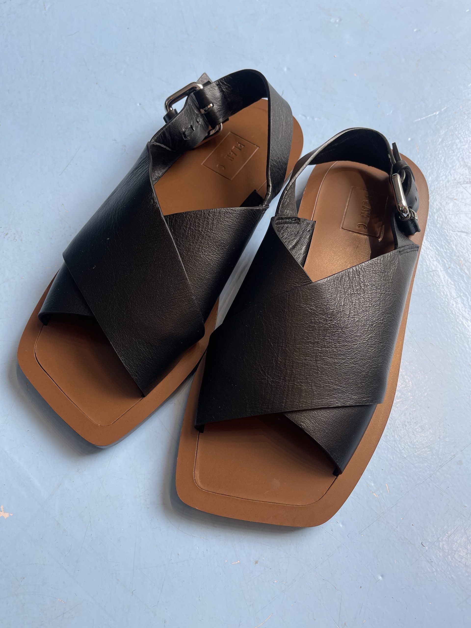 Plan C sandaler oppefra