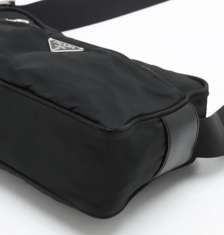 Prada Tessuto Nylon Shoulder Bag / Taske