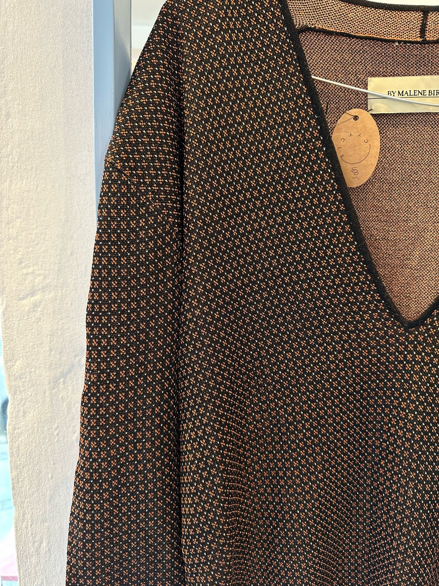 By Malene Birger Trøje tæt på