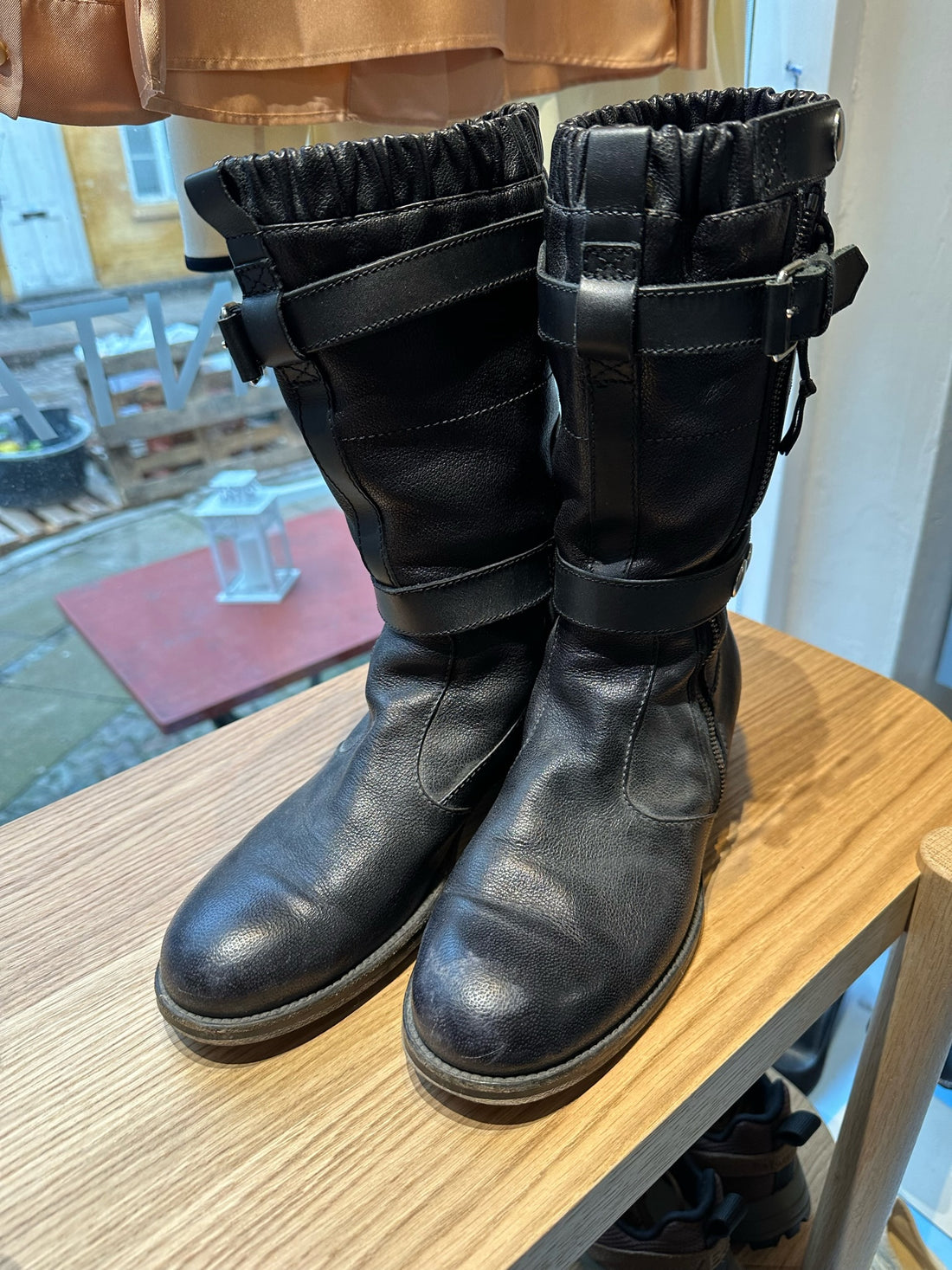 Balenciaga biker boots sorte forfra