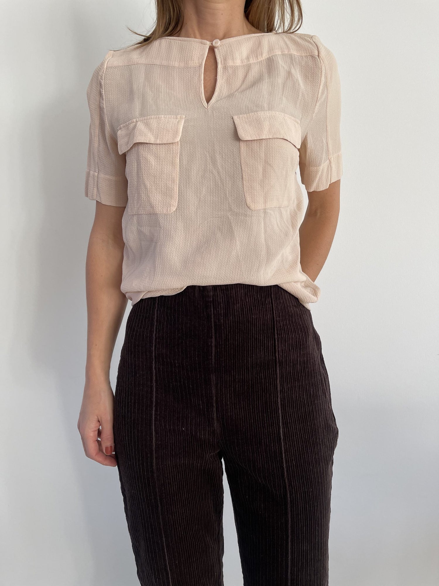 Baum und pferdgarten bluse på model forfra