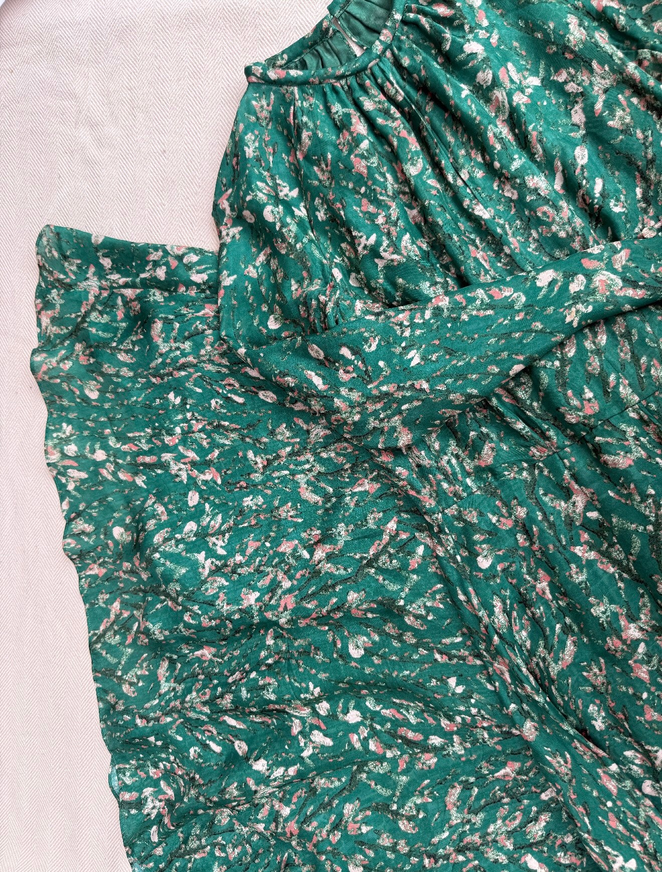 H&M Conscious Silke Kjole