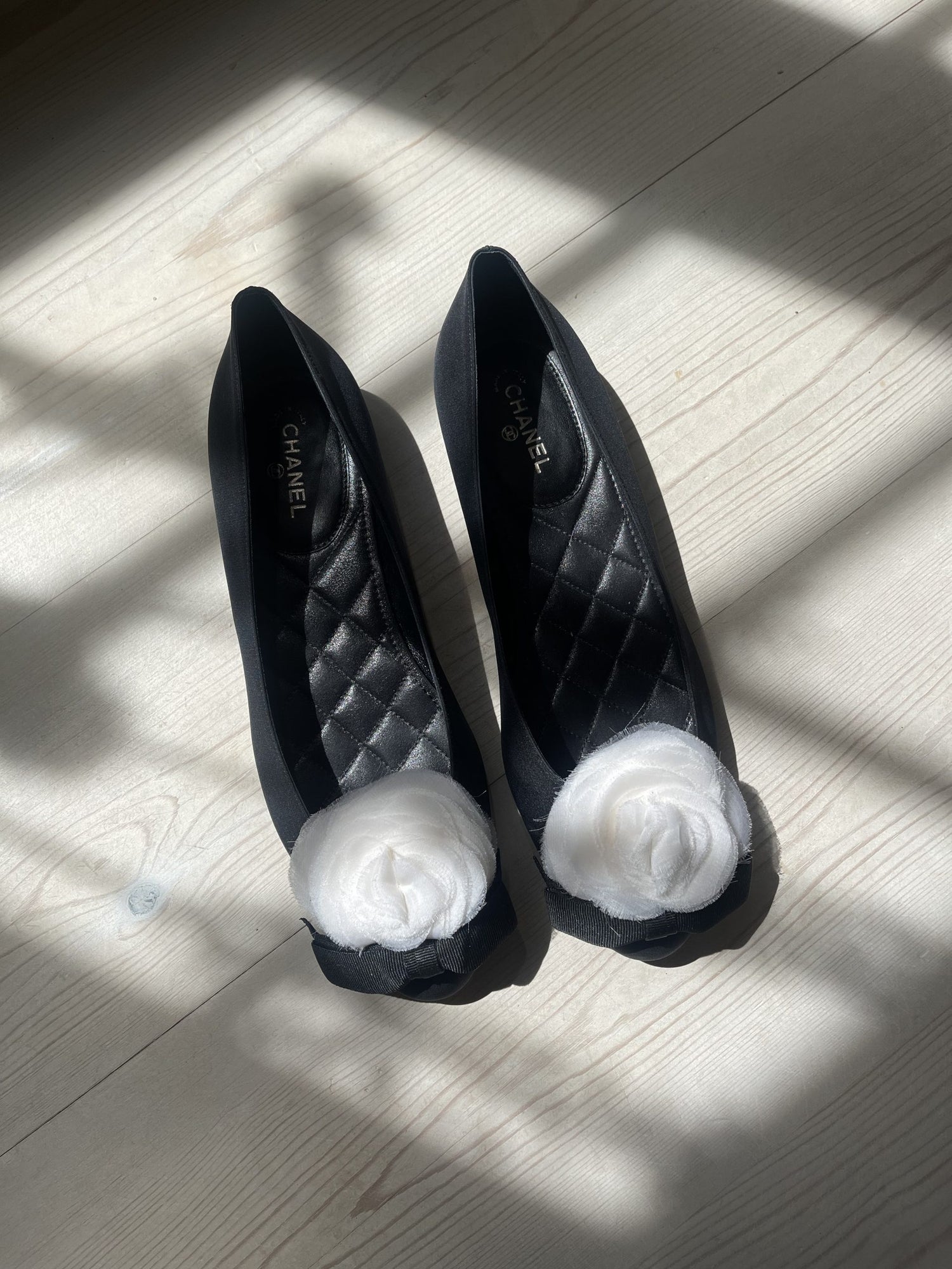 Chanel ballerina oppefra