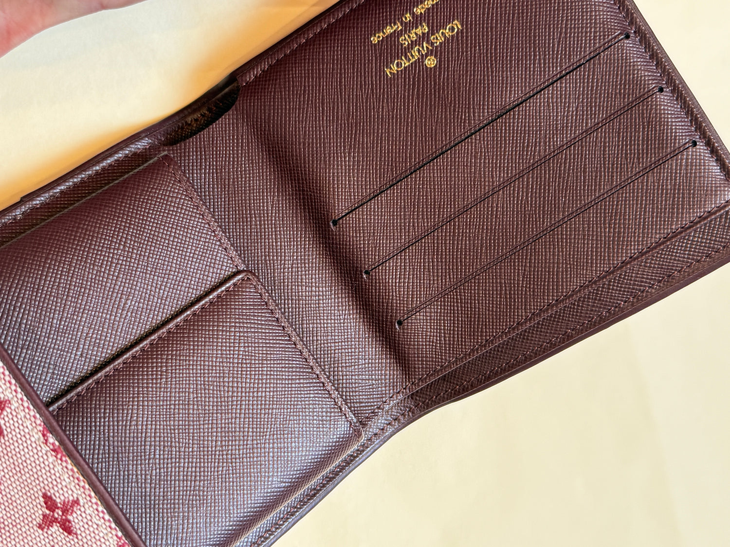 Louis Vuitton Linen Pung / Wallet