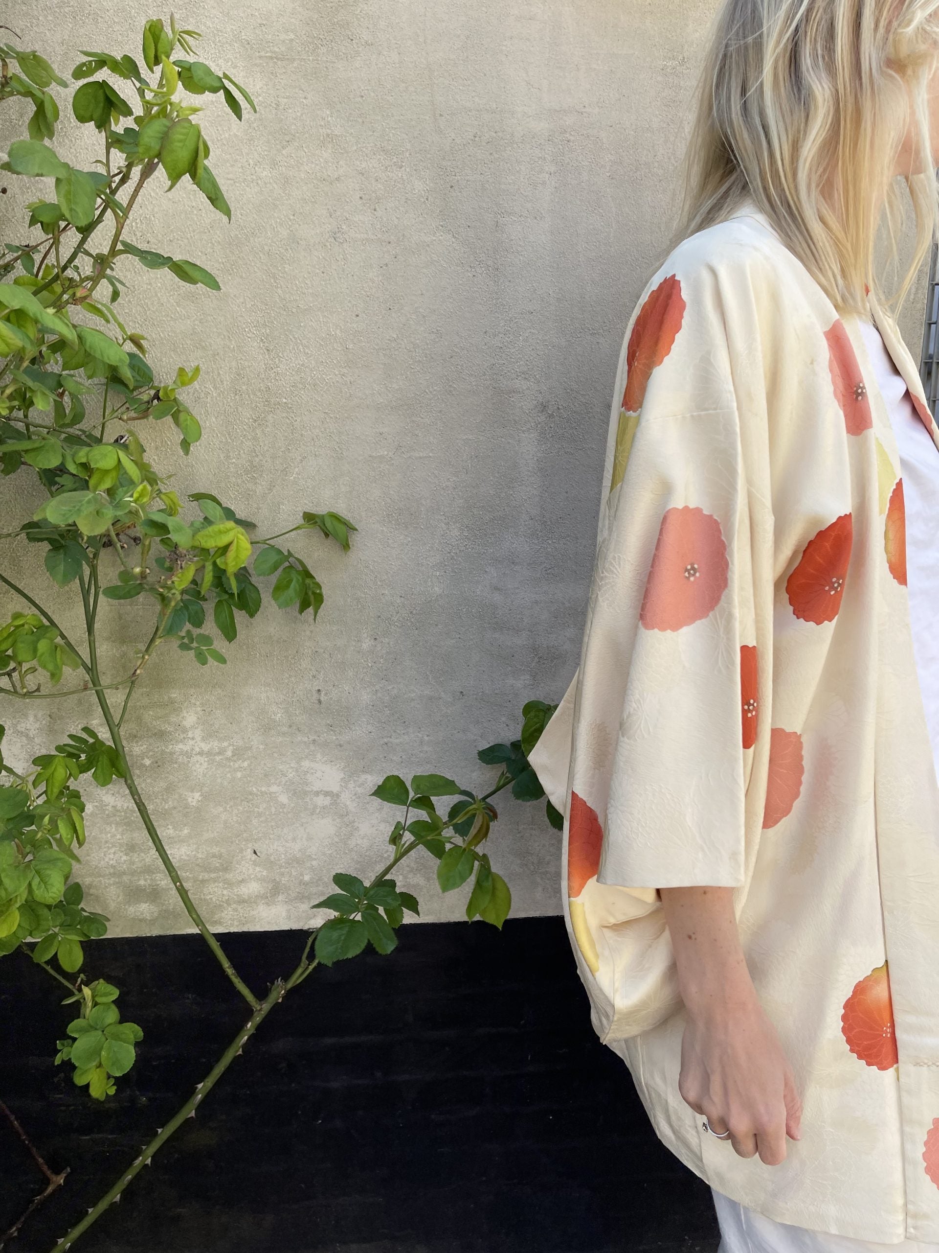 Kimono unika på model side