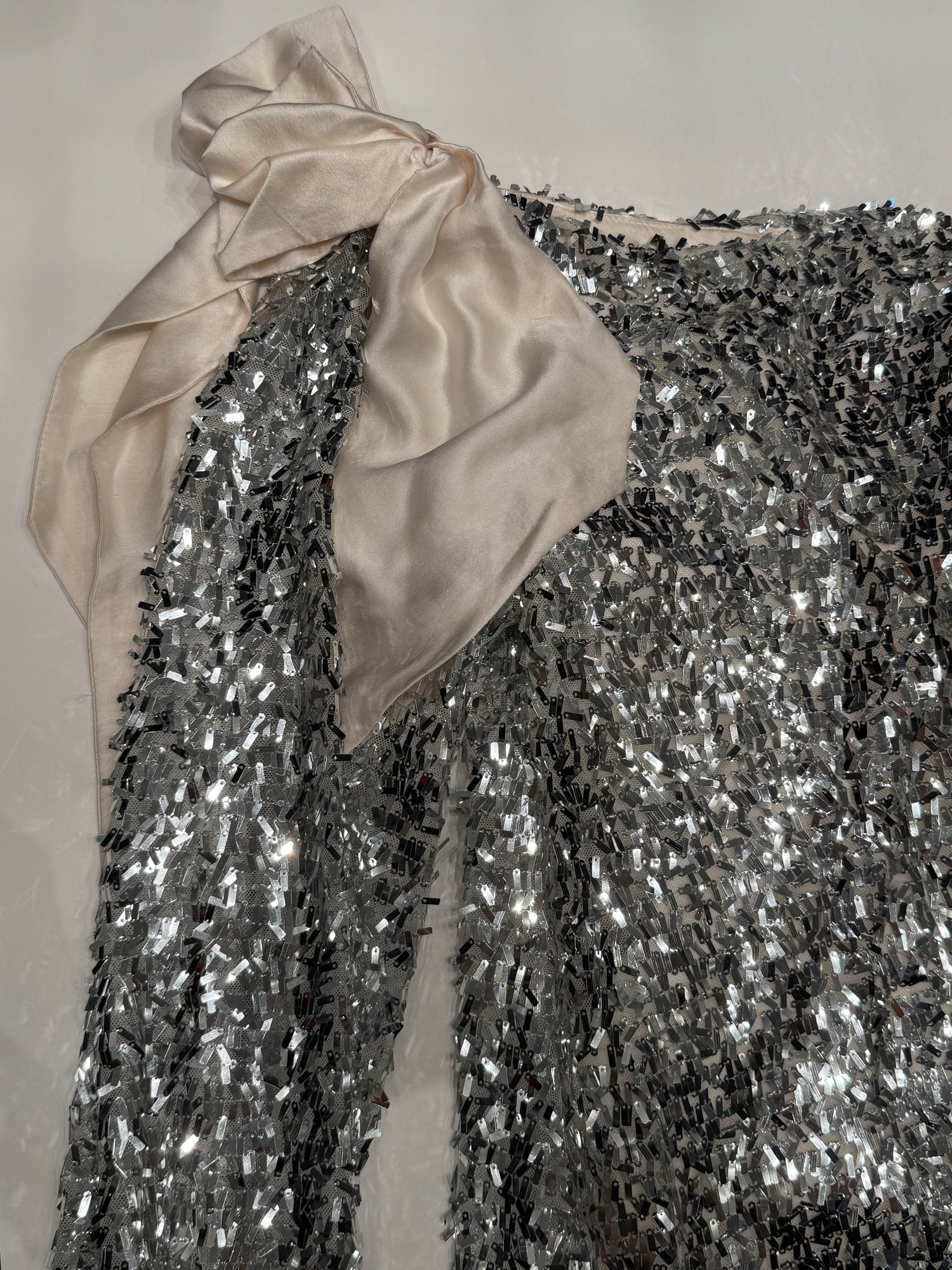 Palliet One-Shoulder Kjole