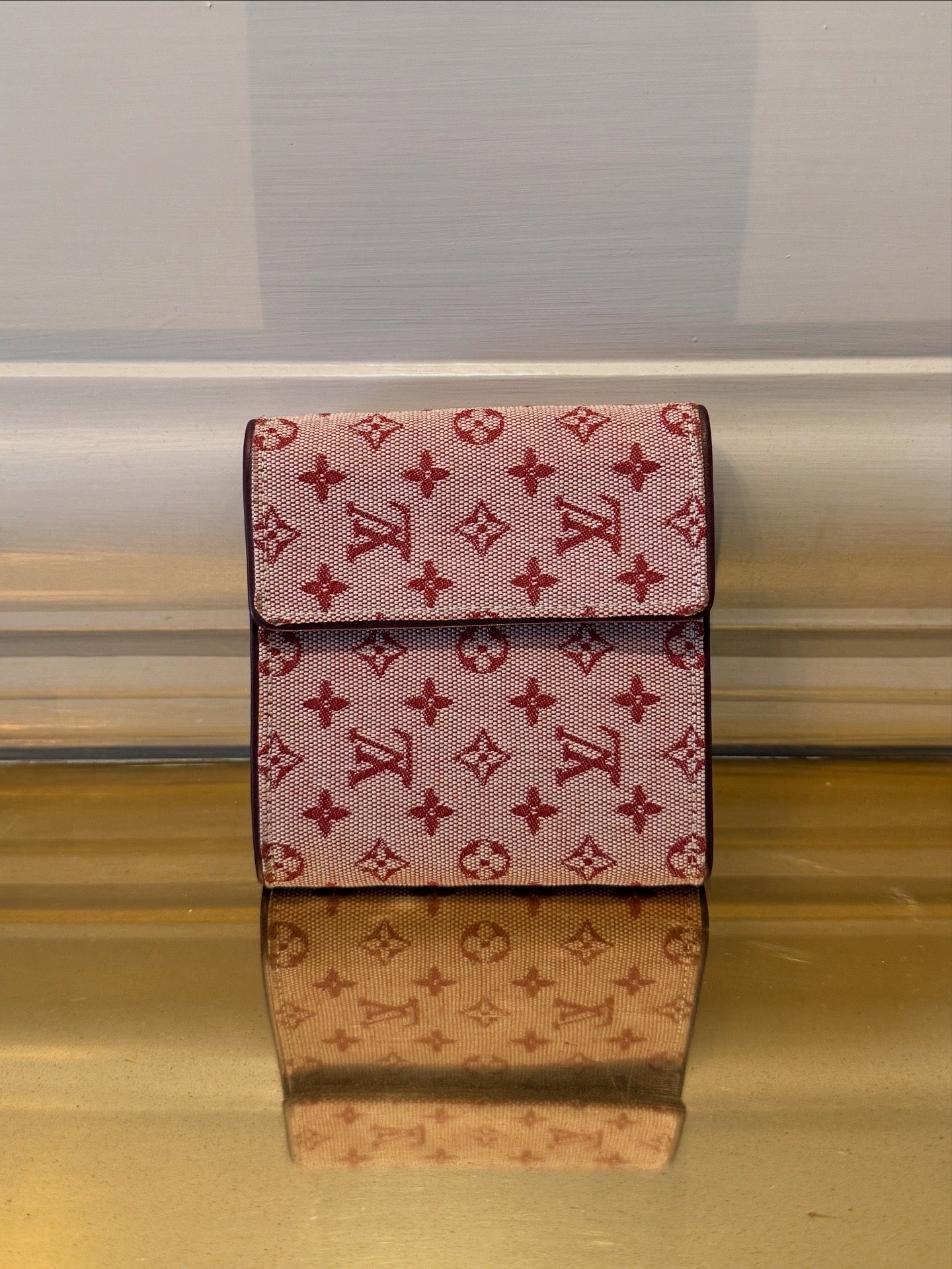 Louis Vuitton Linen Pung / Wallet