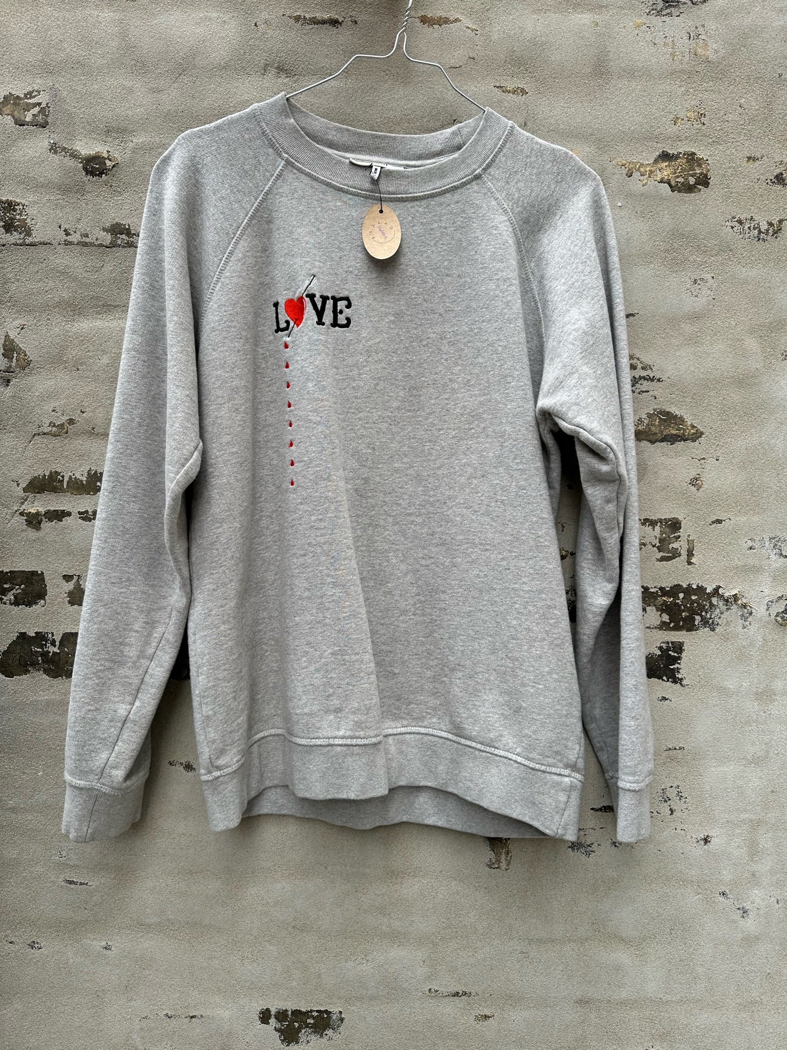 Ganni sweatshirt grå væg