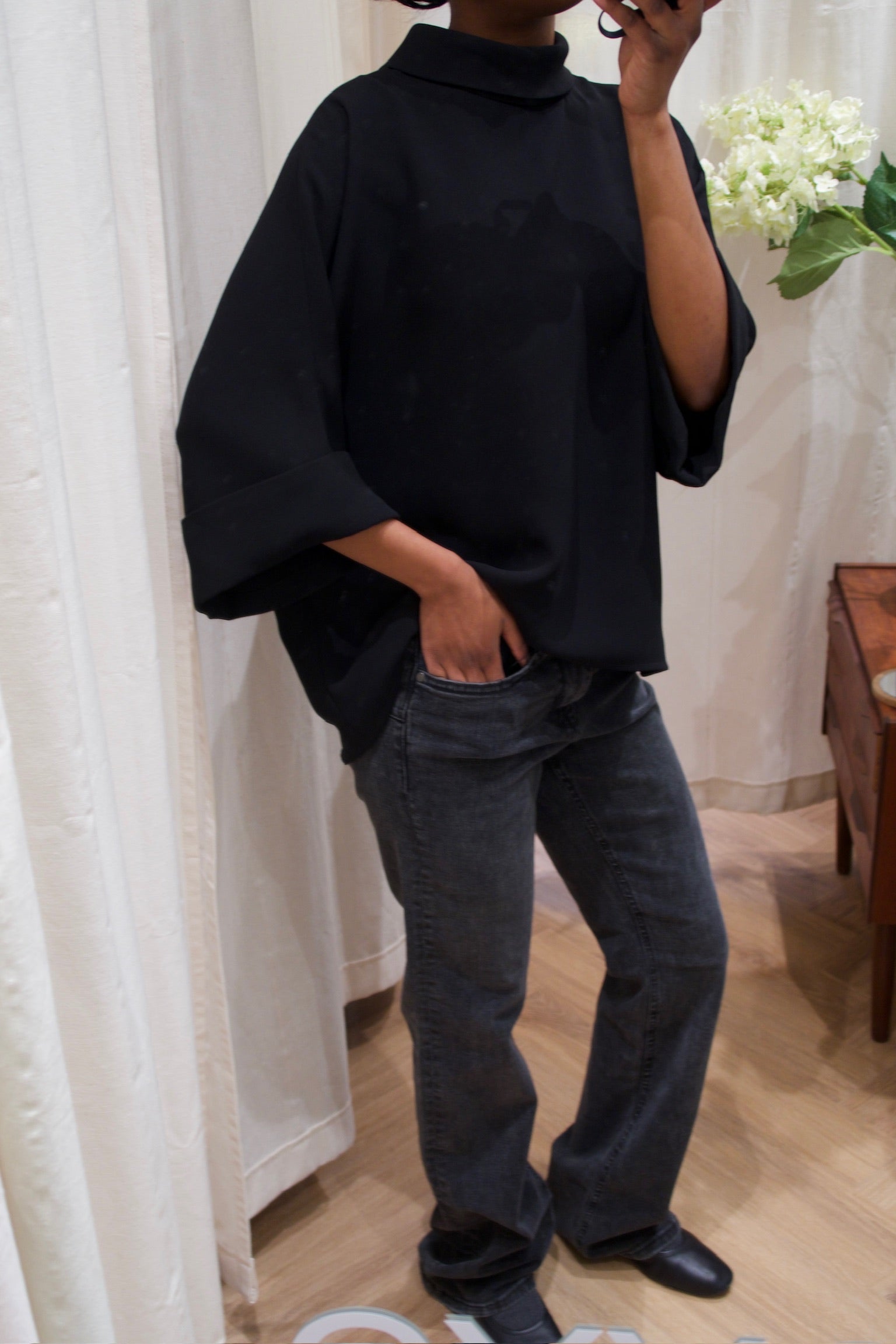 Mark Kenly Domino Tan Bluse