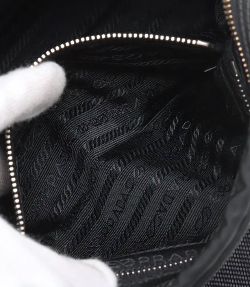 Prada Tessuto Nylon Shoulder Bag / Taske