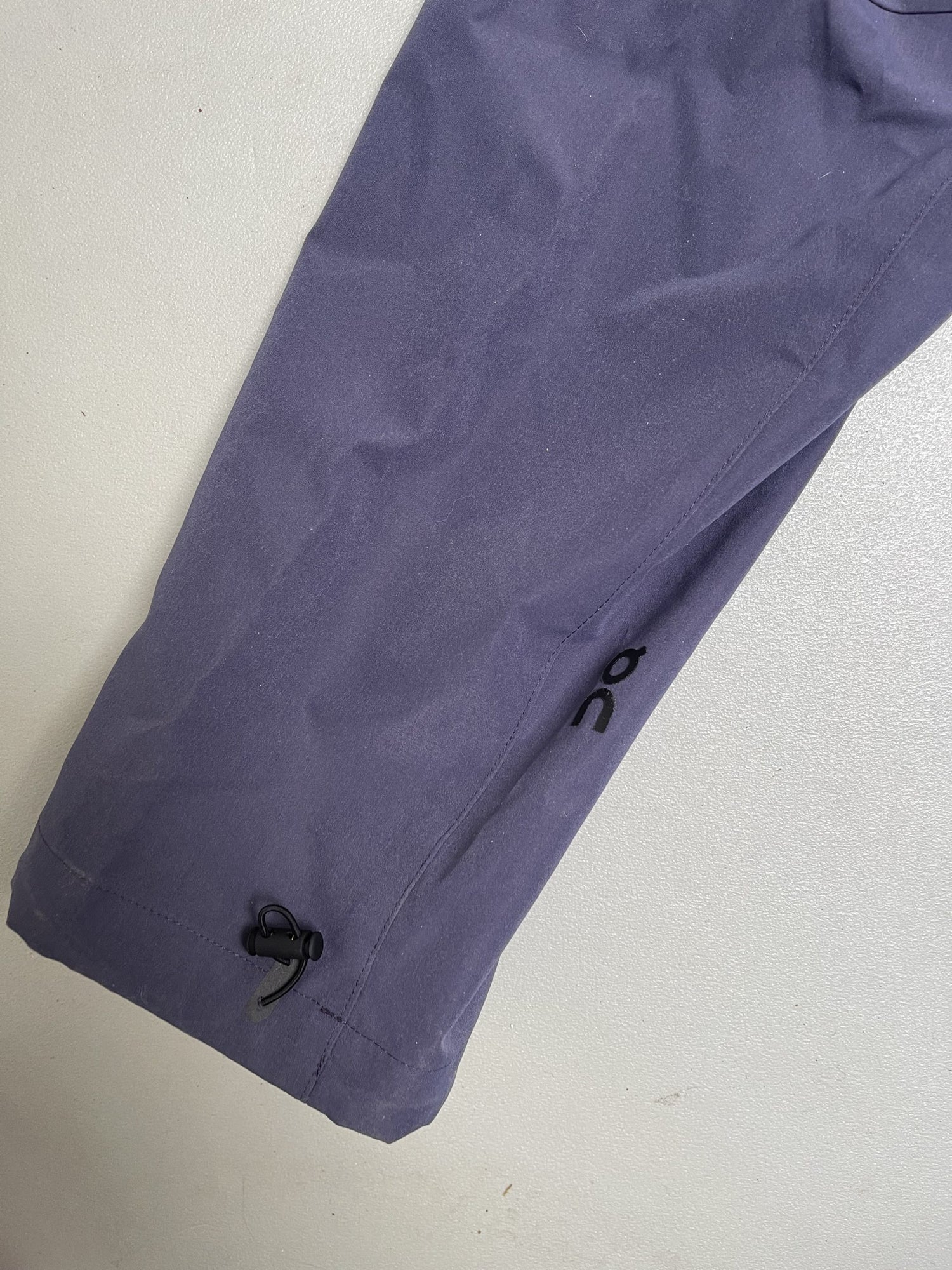 On cloud bukser bund