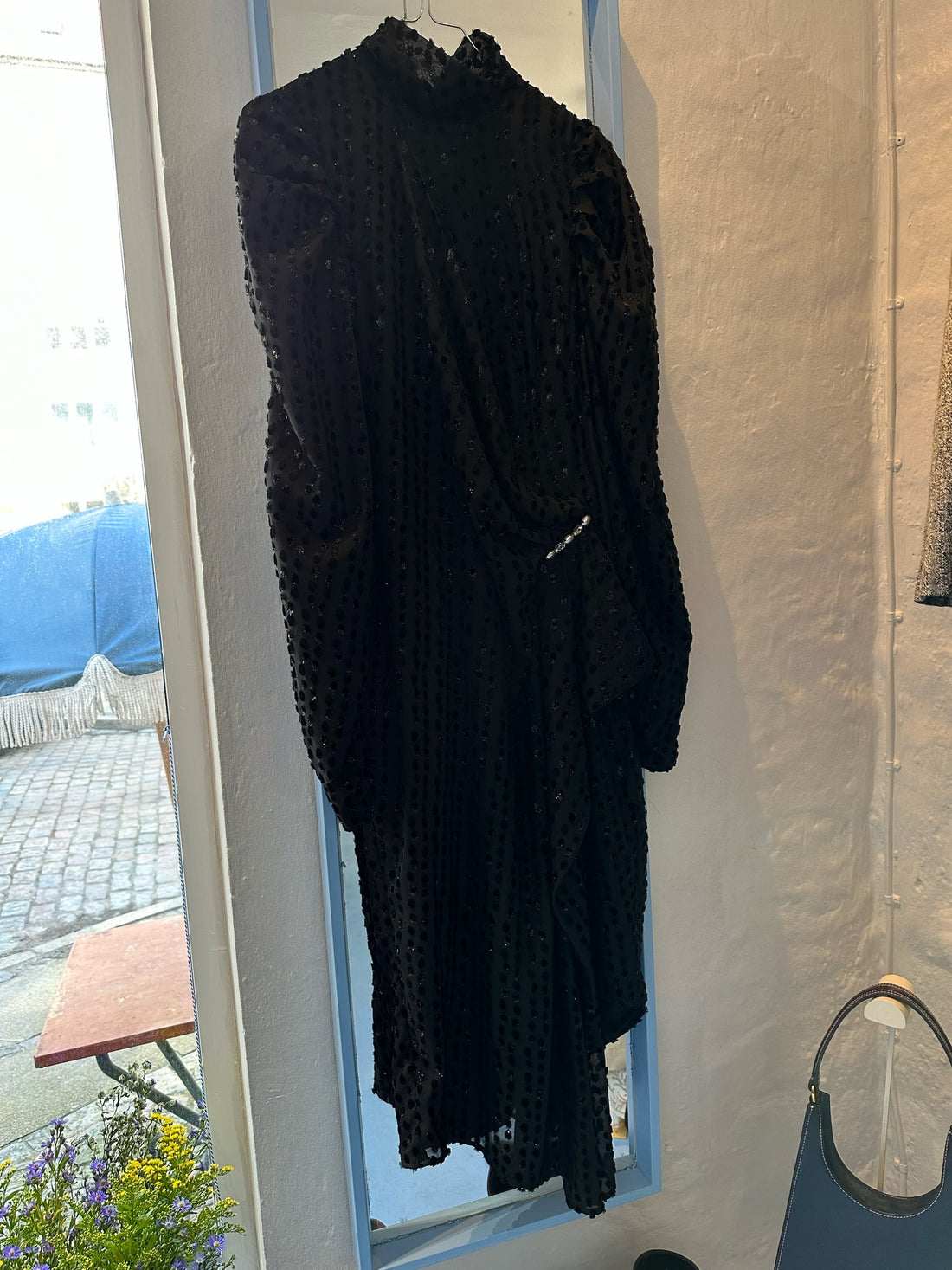 brand unknown kjole sort forfra