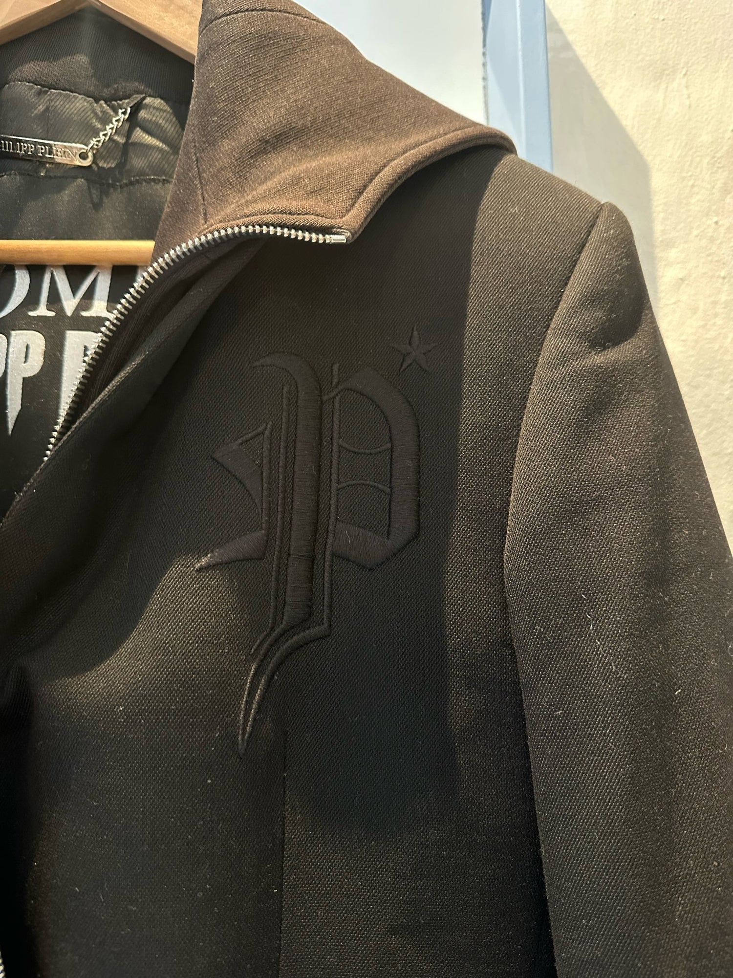 Philipp Plein hættetrøje blazer sort tæt på