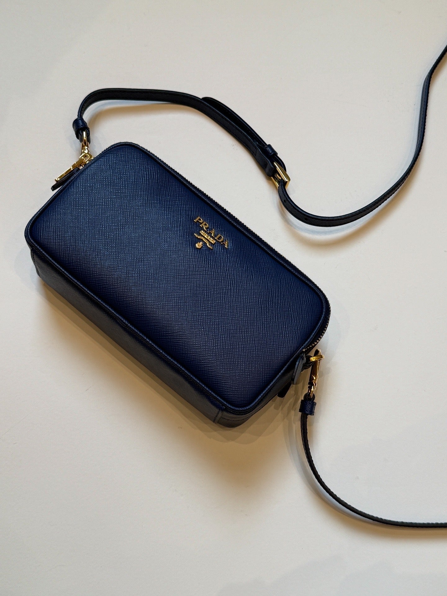 Prada Saffiano Cross-body Bag / Taske