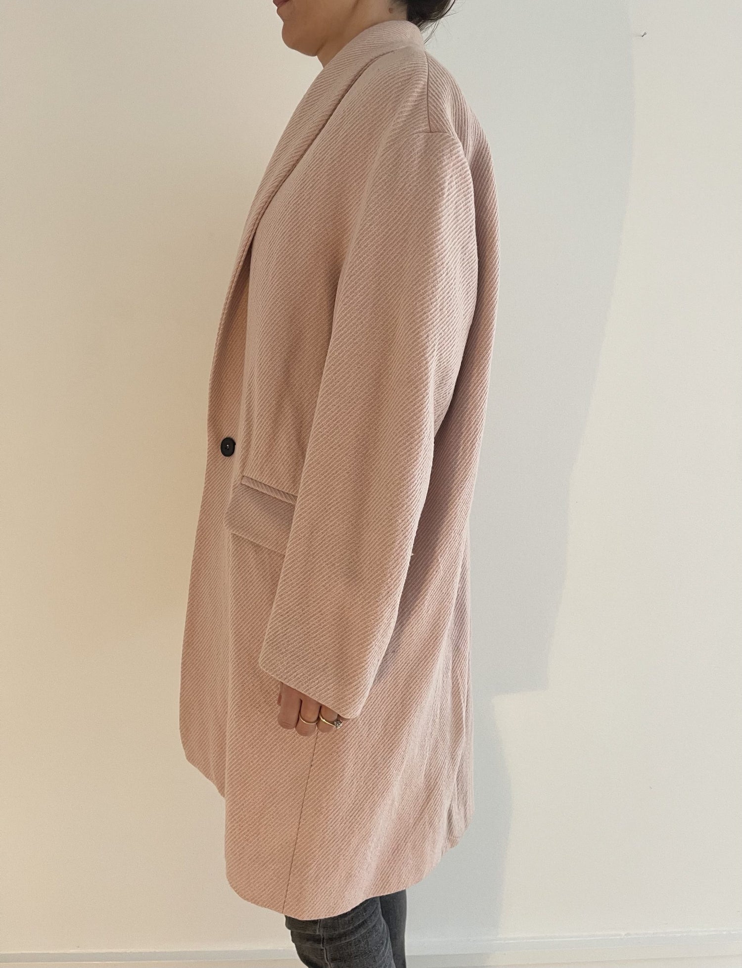 Isabel Marant Frakke beige på model side