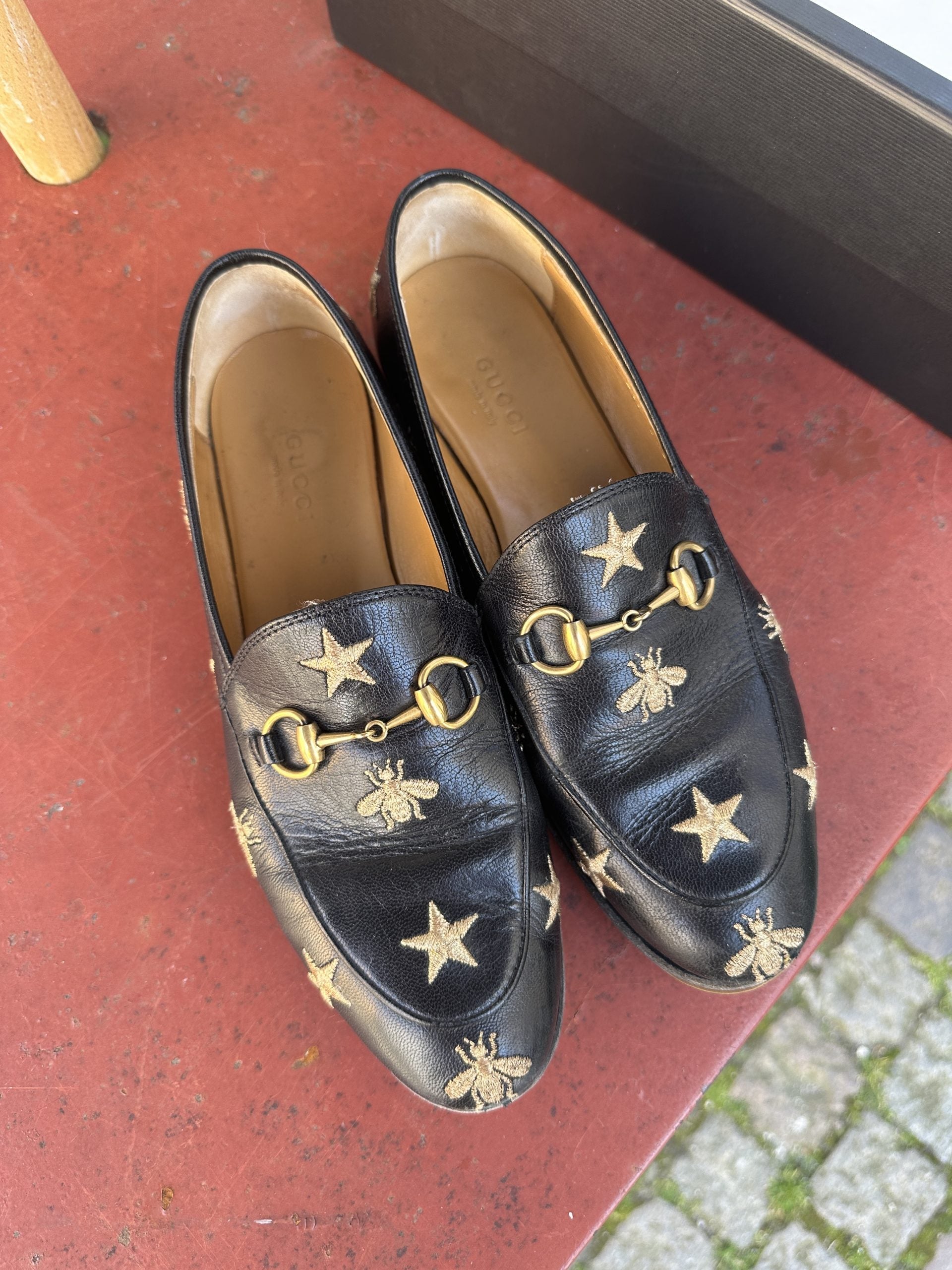 Gucci Jordaan Embroidered Loafers
