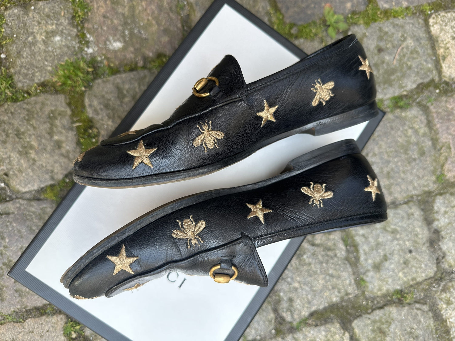 Gucci Jordaan Embroidered Loafers