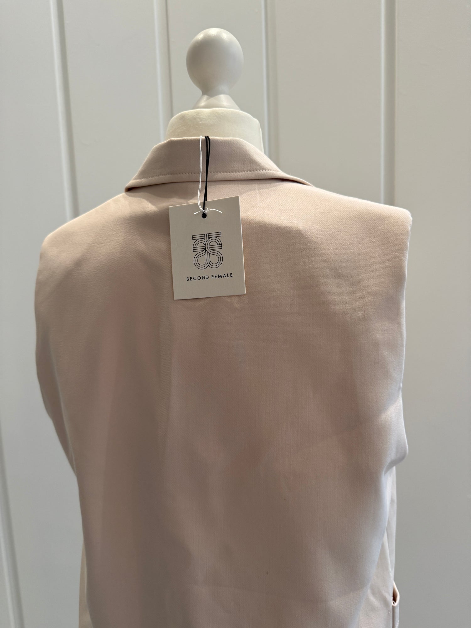 Second Female Vest