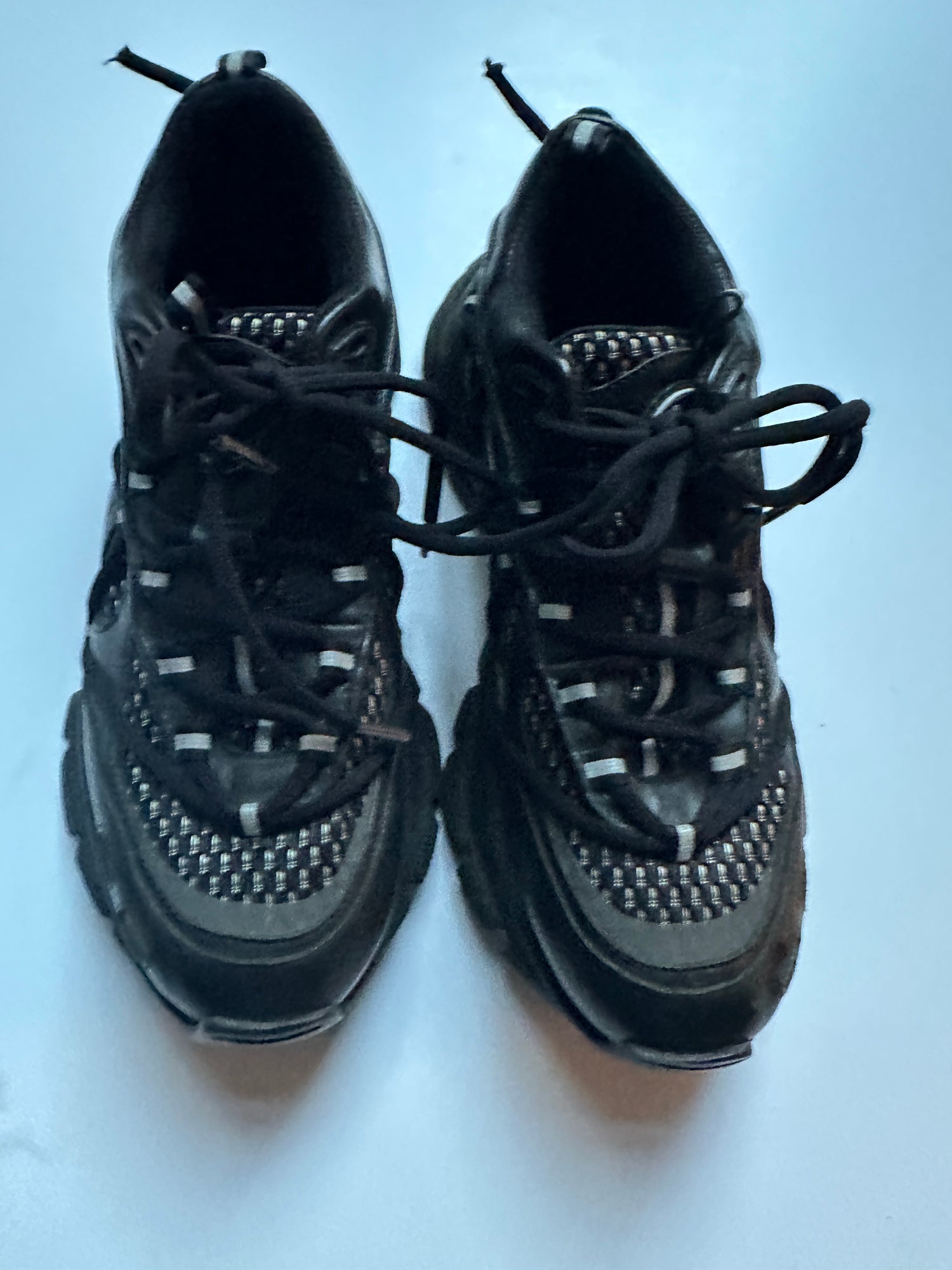 Axel Arigato Sneakers