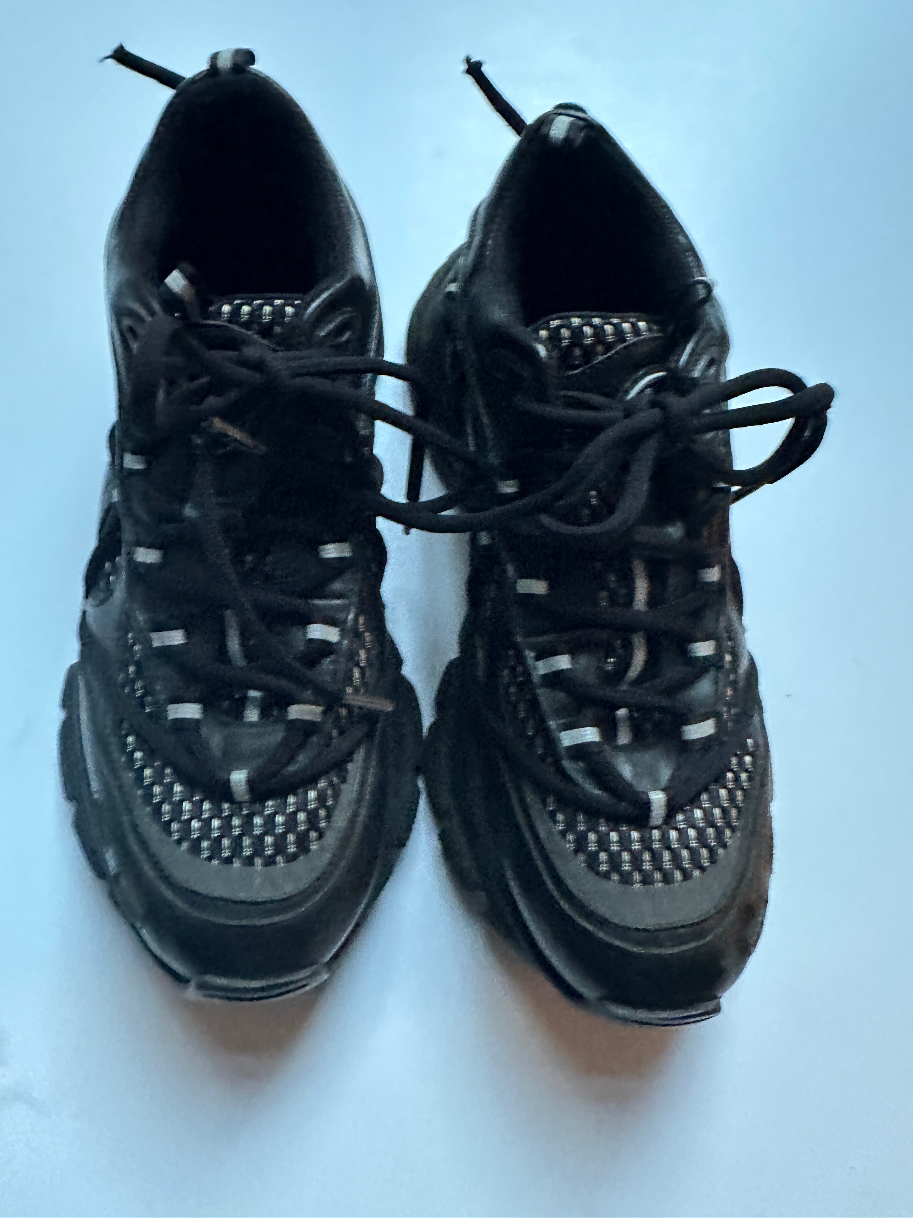 Axel Arigato Sneakers