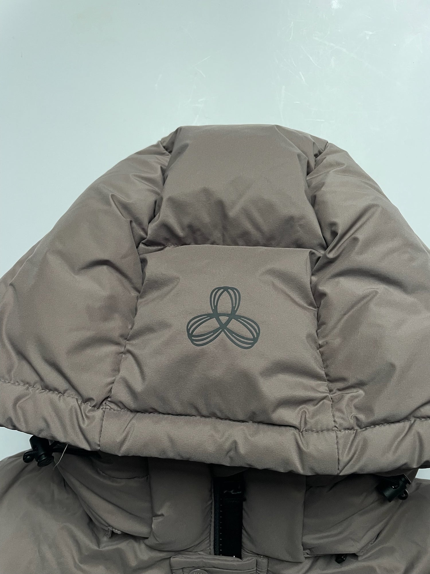 Aritzia TNA Super Puff Jakke