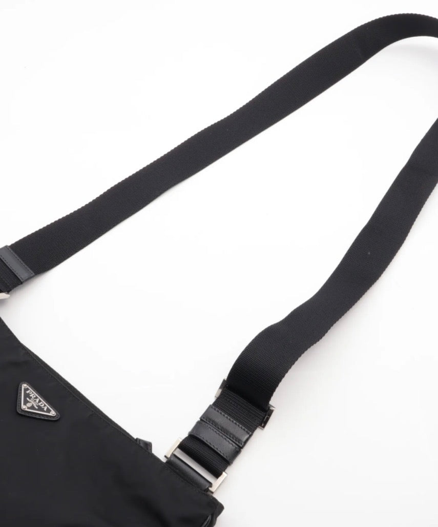 Prada Tessuto Nylon x Leather Shoulder Bag / Taske