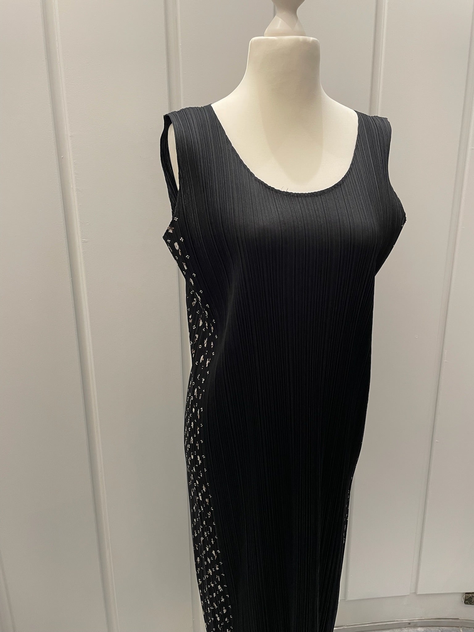 Issey Miyake Pleats Please Kjole