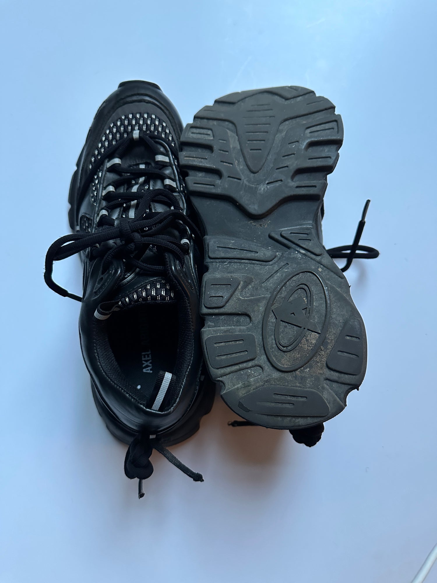 Axel Arigato Sneakers