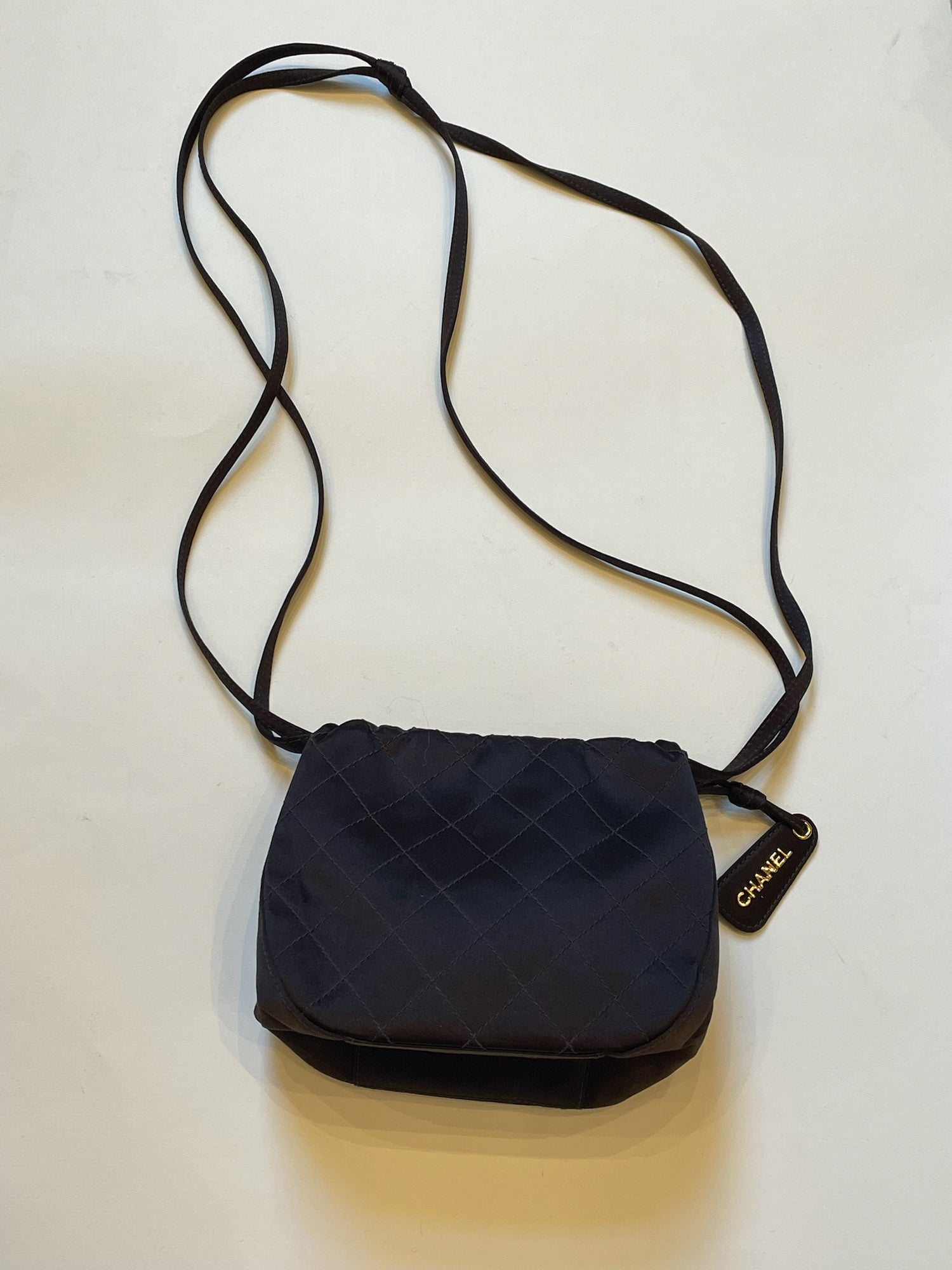 Chanel Quiltet Satin Taske