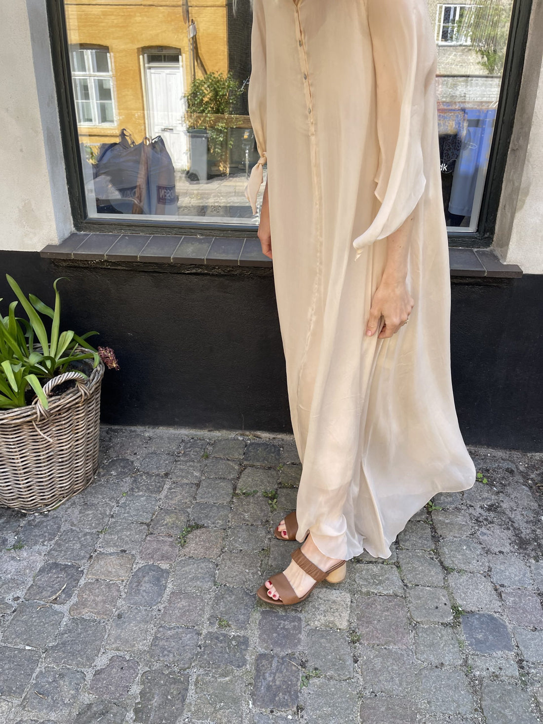 Forte forte kjole på model side