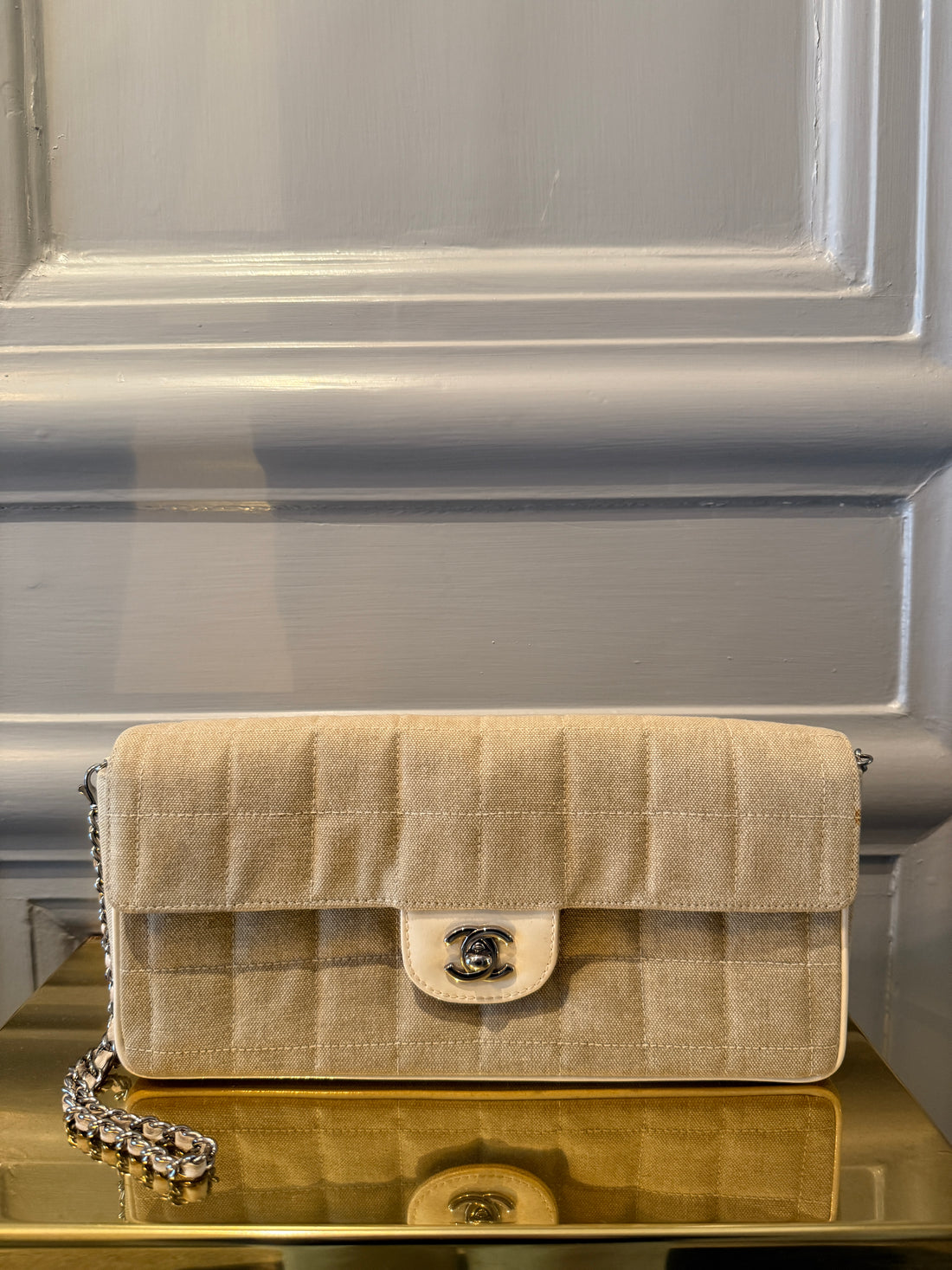 Chanel Chocolate Bar Chain Shoulder Bag