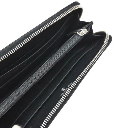 Chanel CC Charm Zip Wallet / Pung