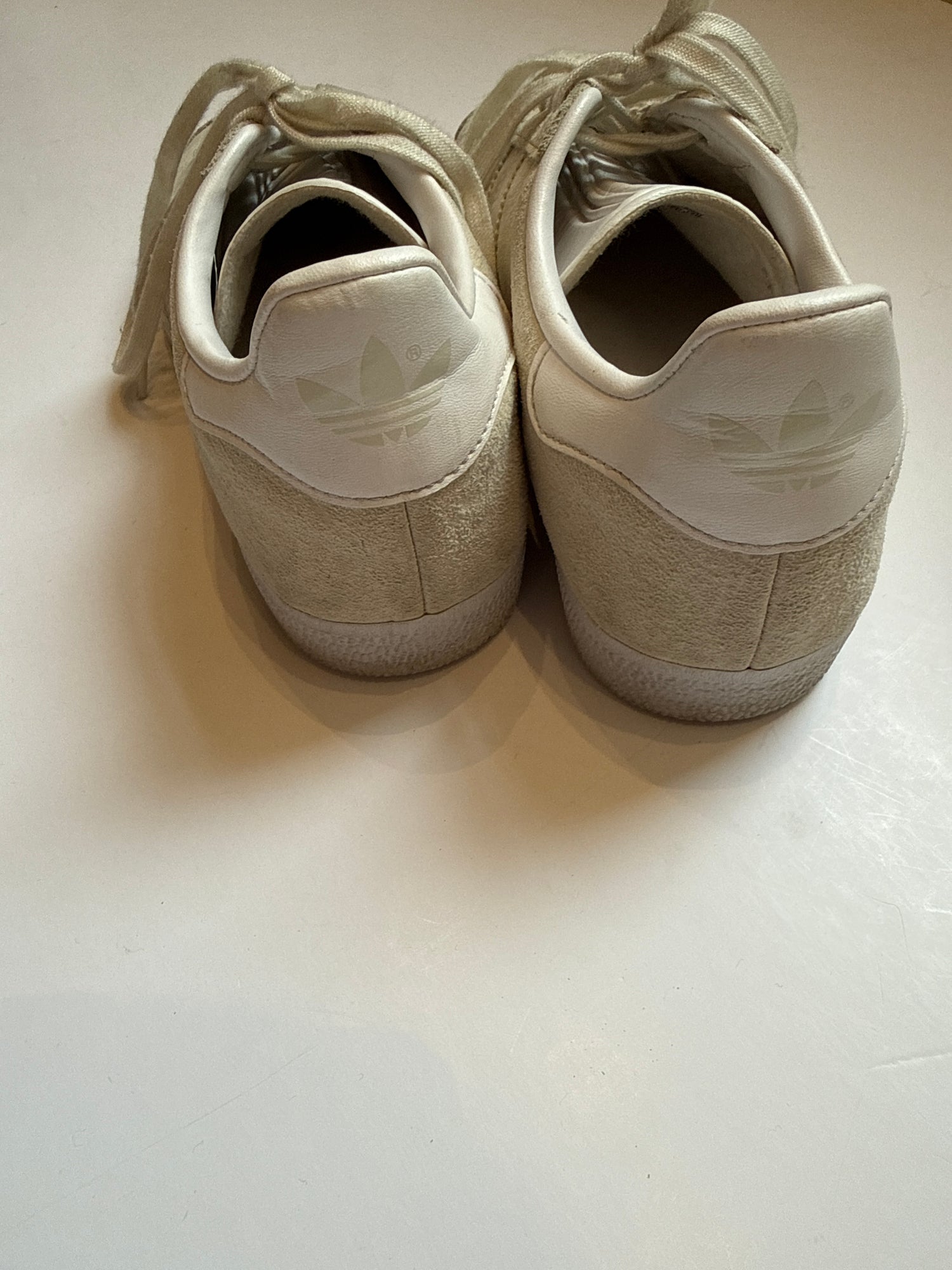 Adidas Gazelle Sneakers