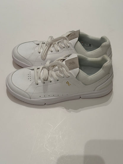 The Roger Sneakers